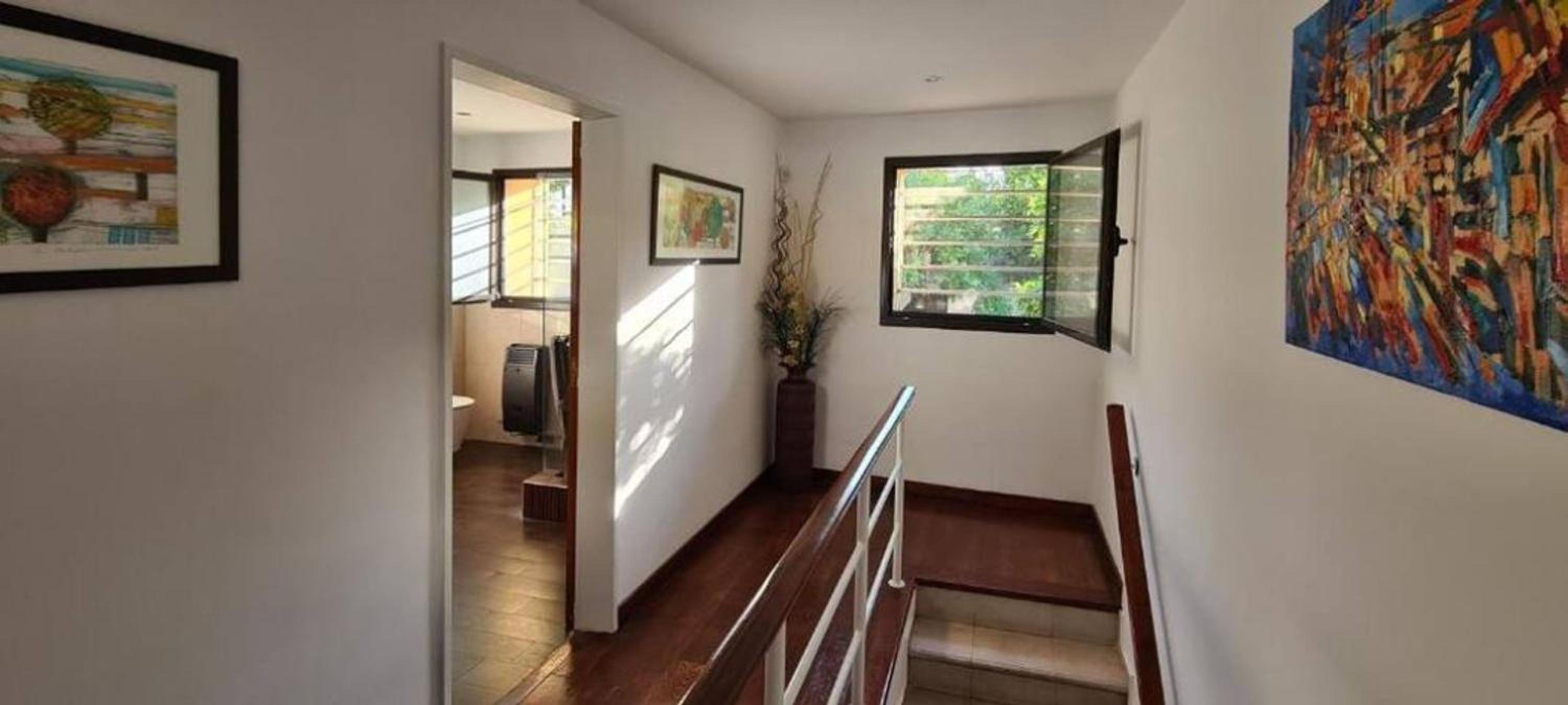 Lola Barracas Casa con Cochera