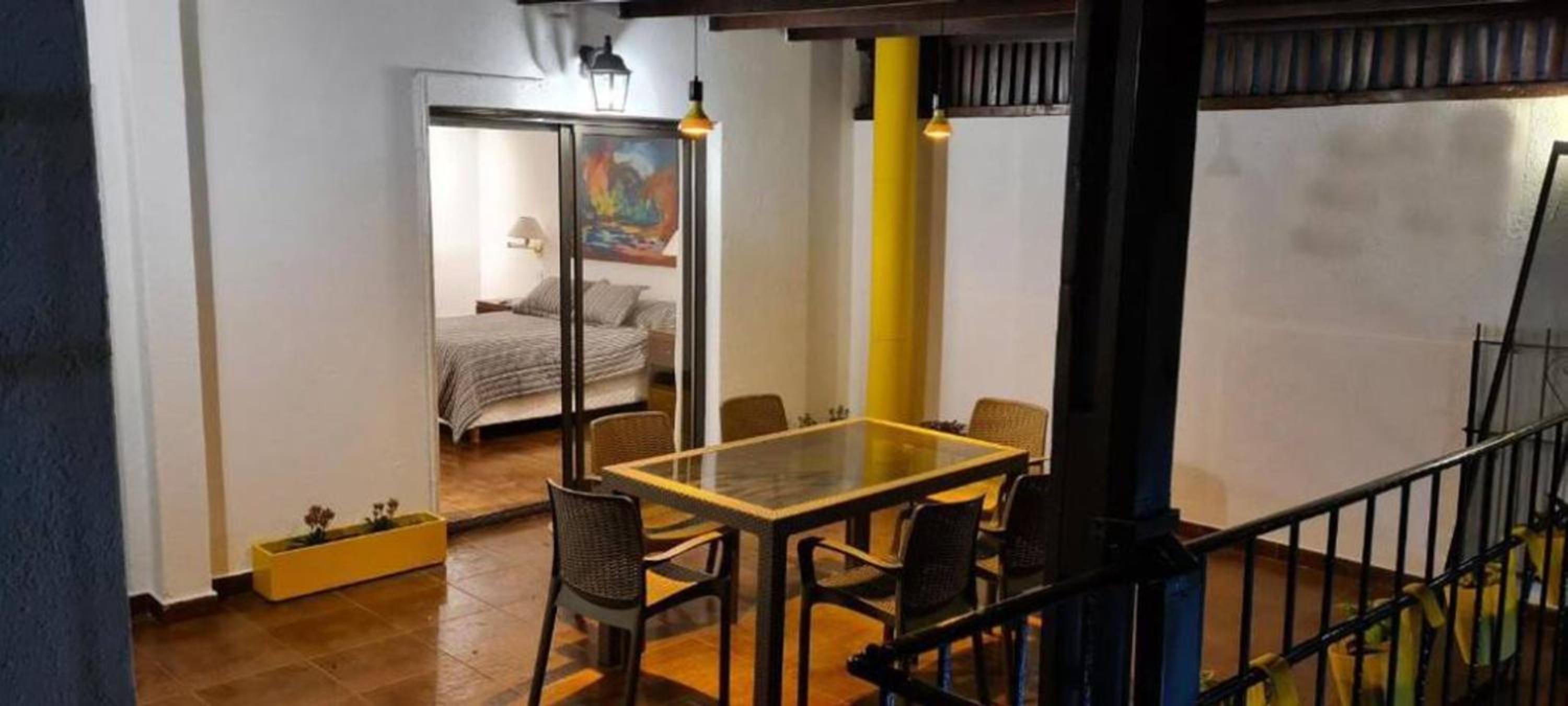 Lola Barracas Casa con Cochera