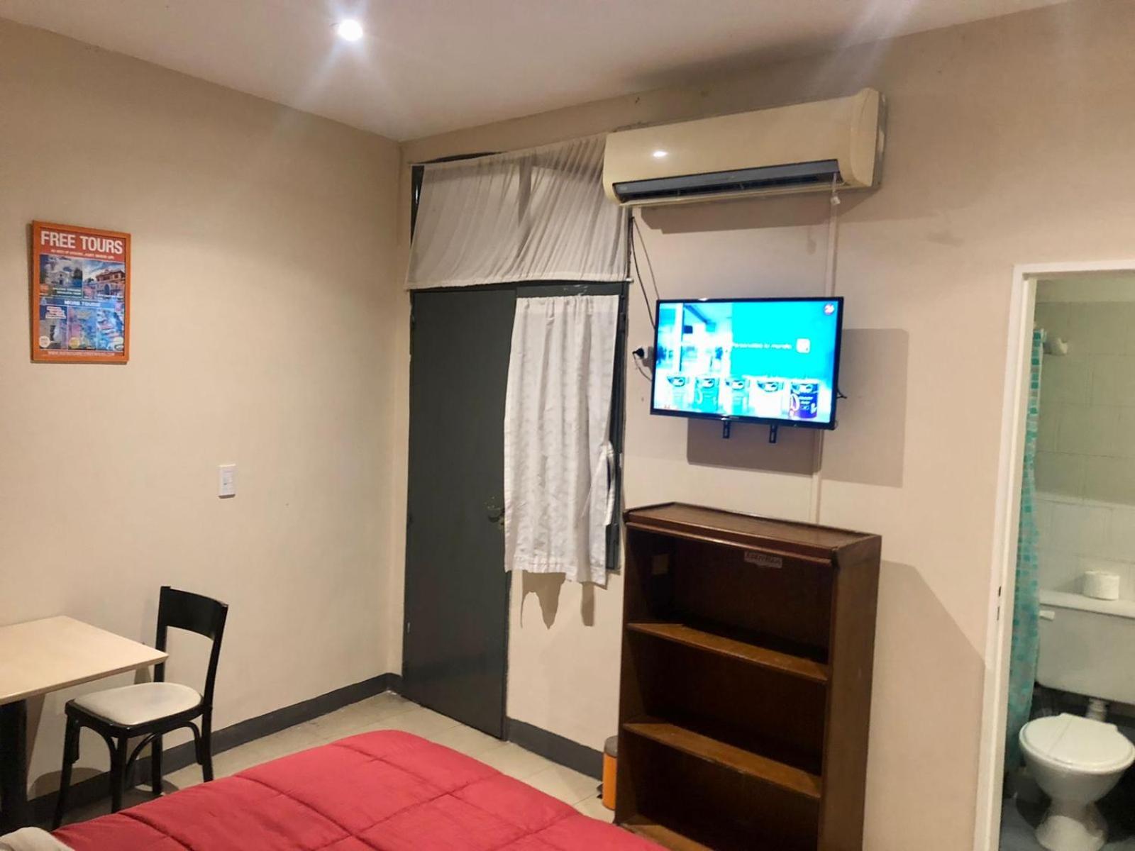 Granados Hostel