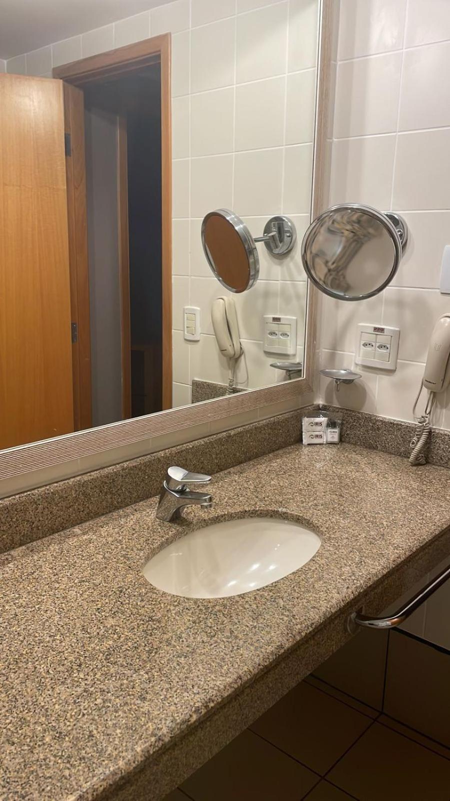 Apartamento no condomínio do Brasil 21 Suites