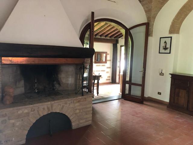 Podere Mezzastrada - Place of Charme