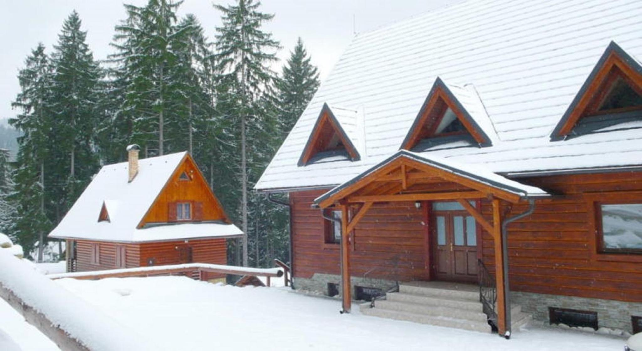 Harmony AP Resort, apartamentos en Ružomberok con vistas al bosque