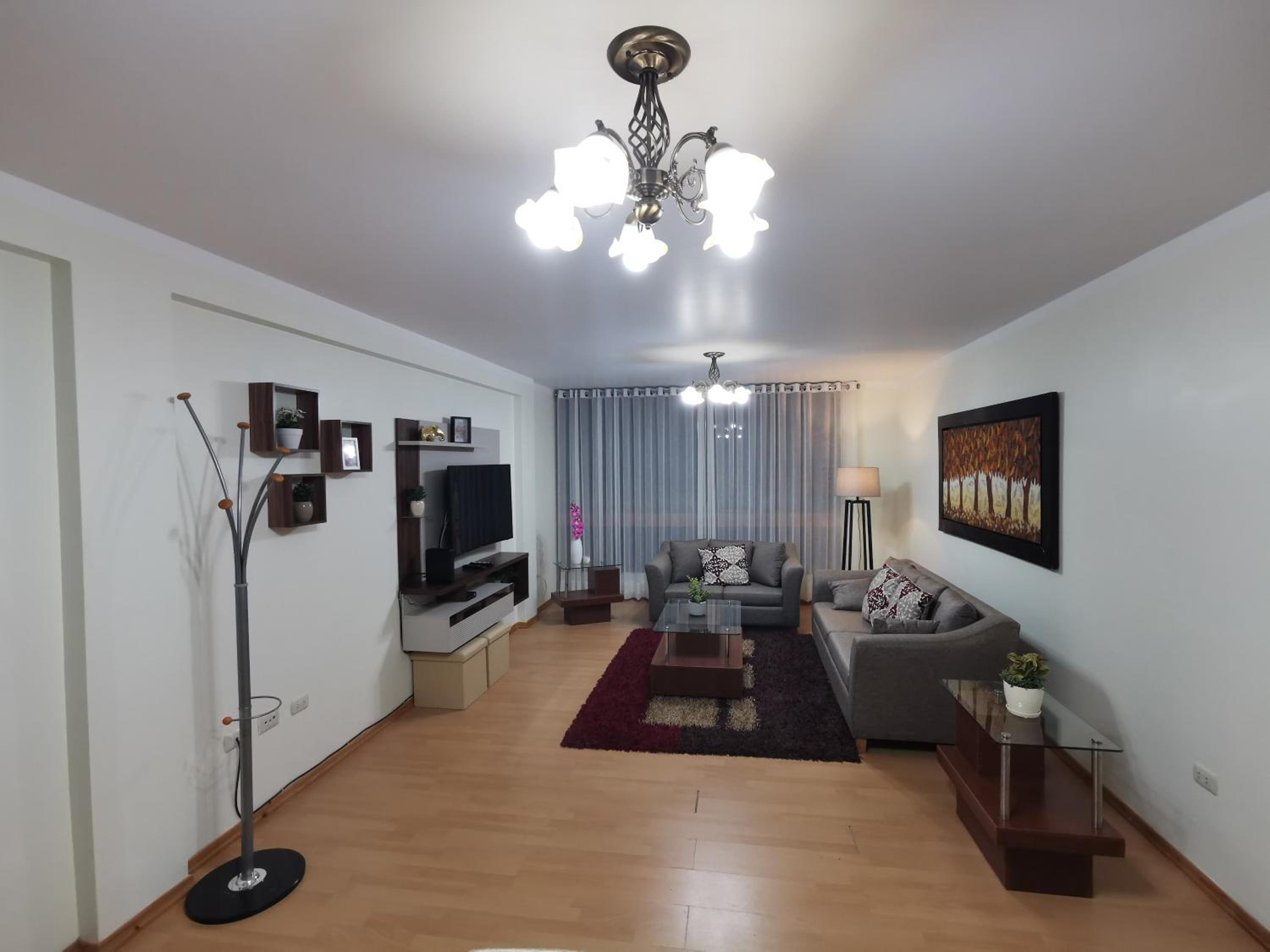 Departamento Miraflores del Jardín. view 3