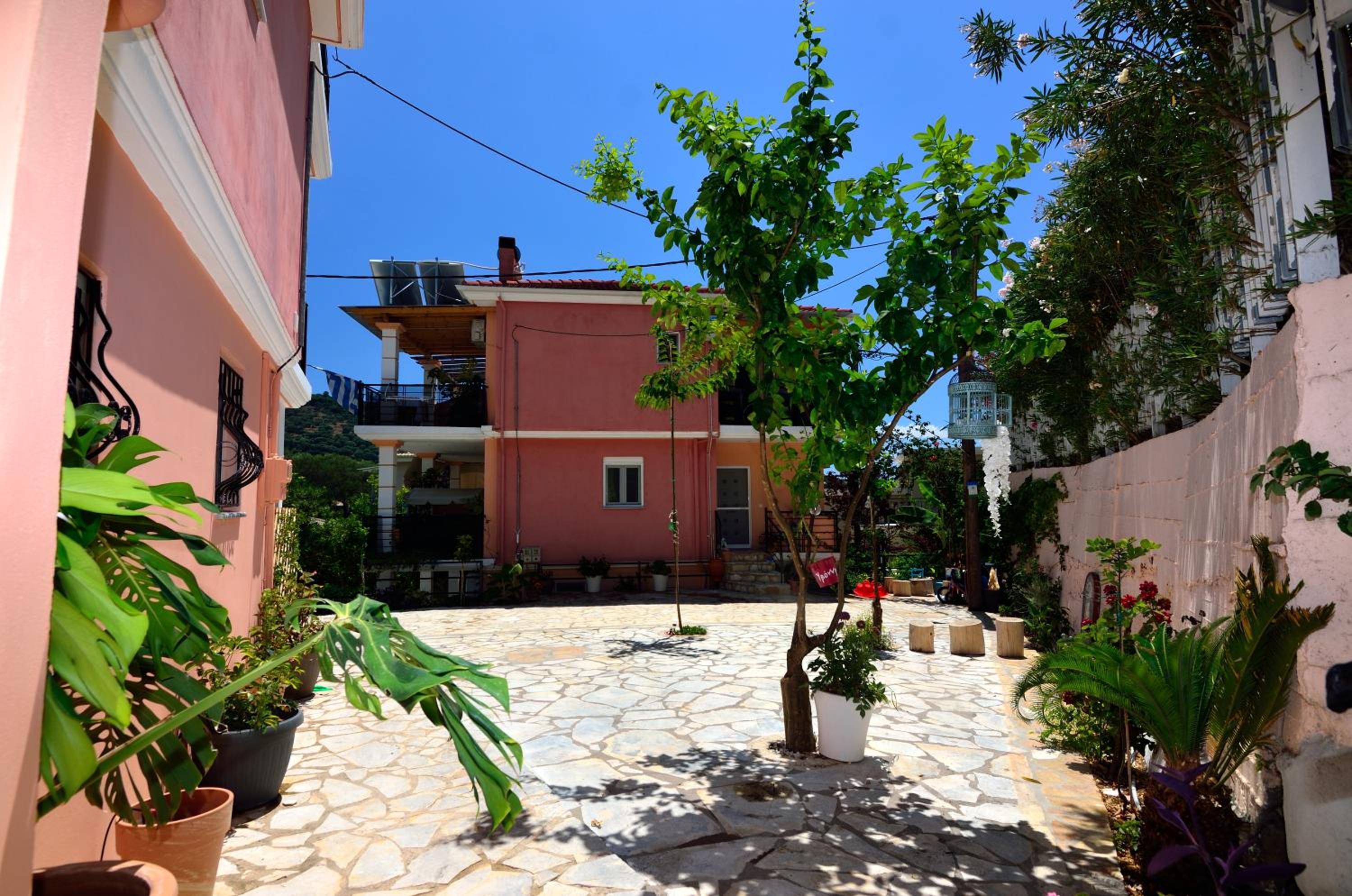 Villa Ektoras by EY Villas