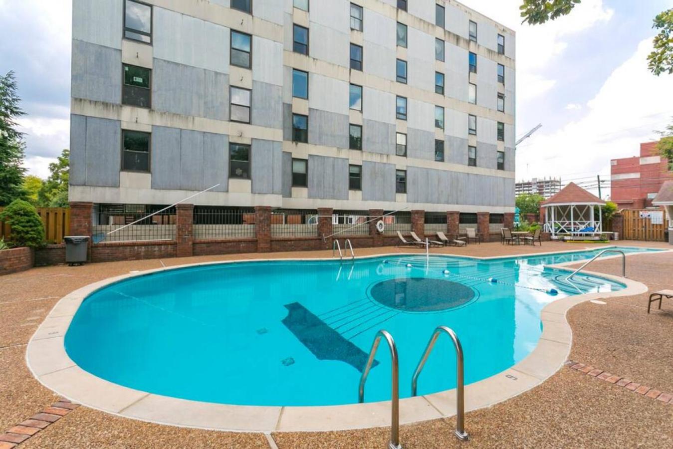 Music Row Retreat with Pool and Free Parking, Walk to Bars! view 3