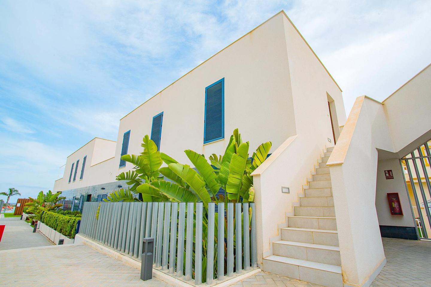 210 New Mar Pool - Alicante Holiday view 2