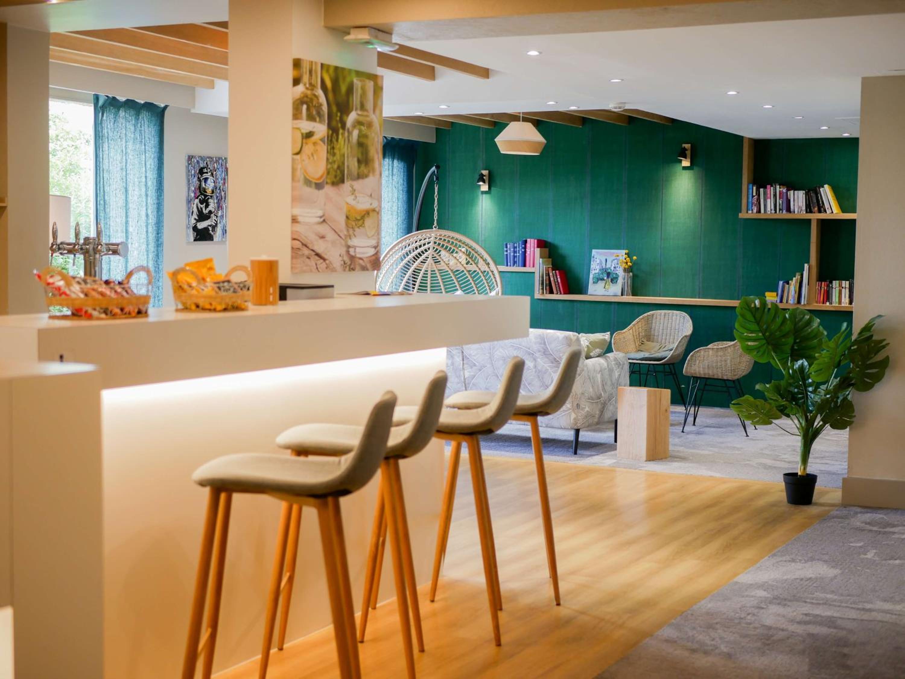 Poitiers Vacations - Best Western Le Bois de la Marche - Property Image 3