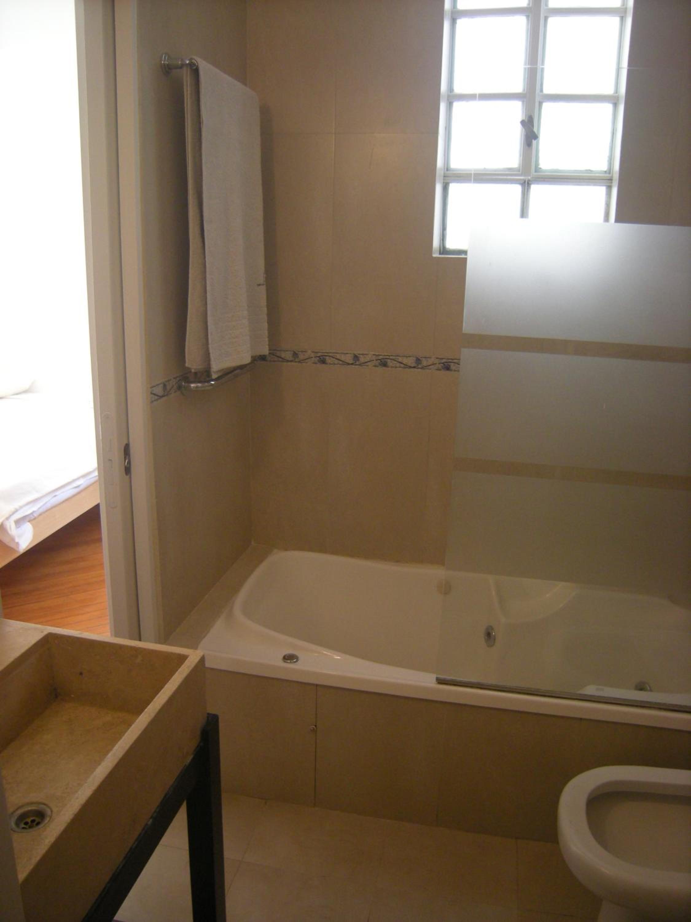 3 ambientes en Alto Palermo 2do piso por escalera