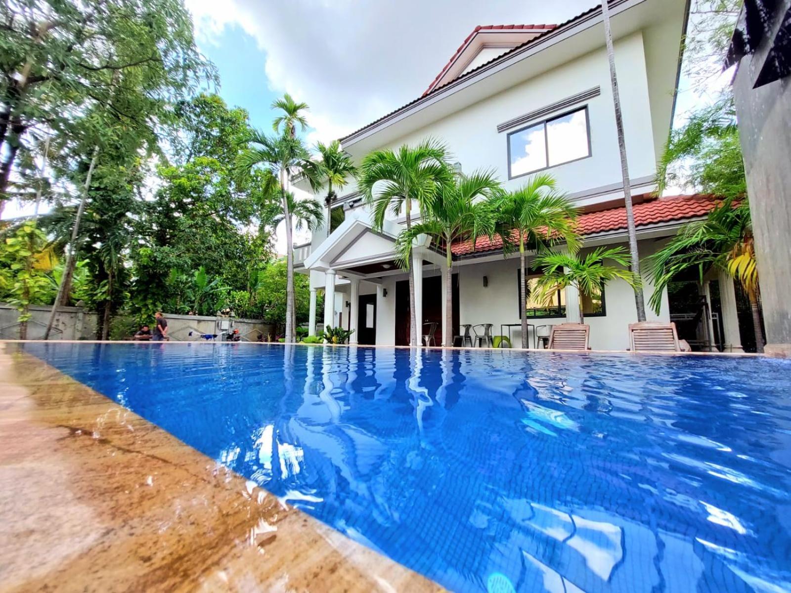 Passport Villa