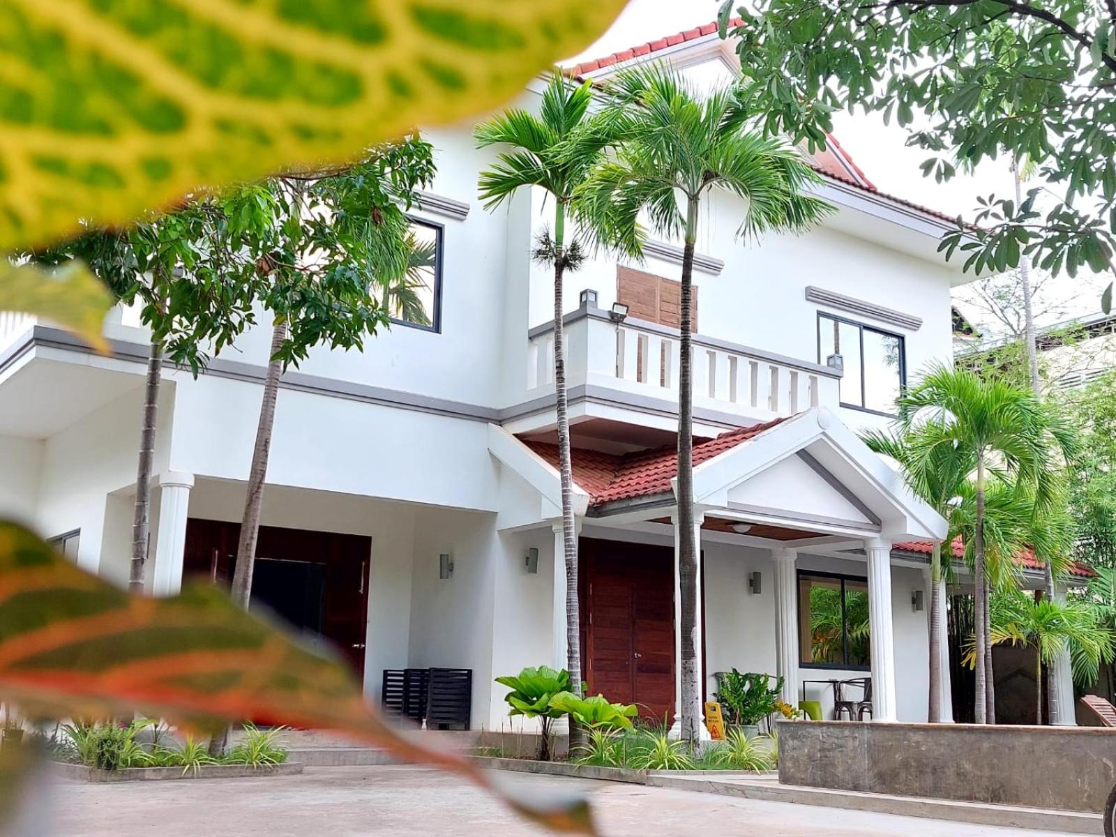 Passport Villa