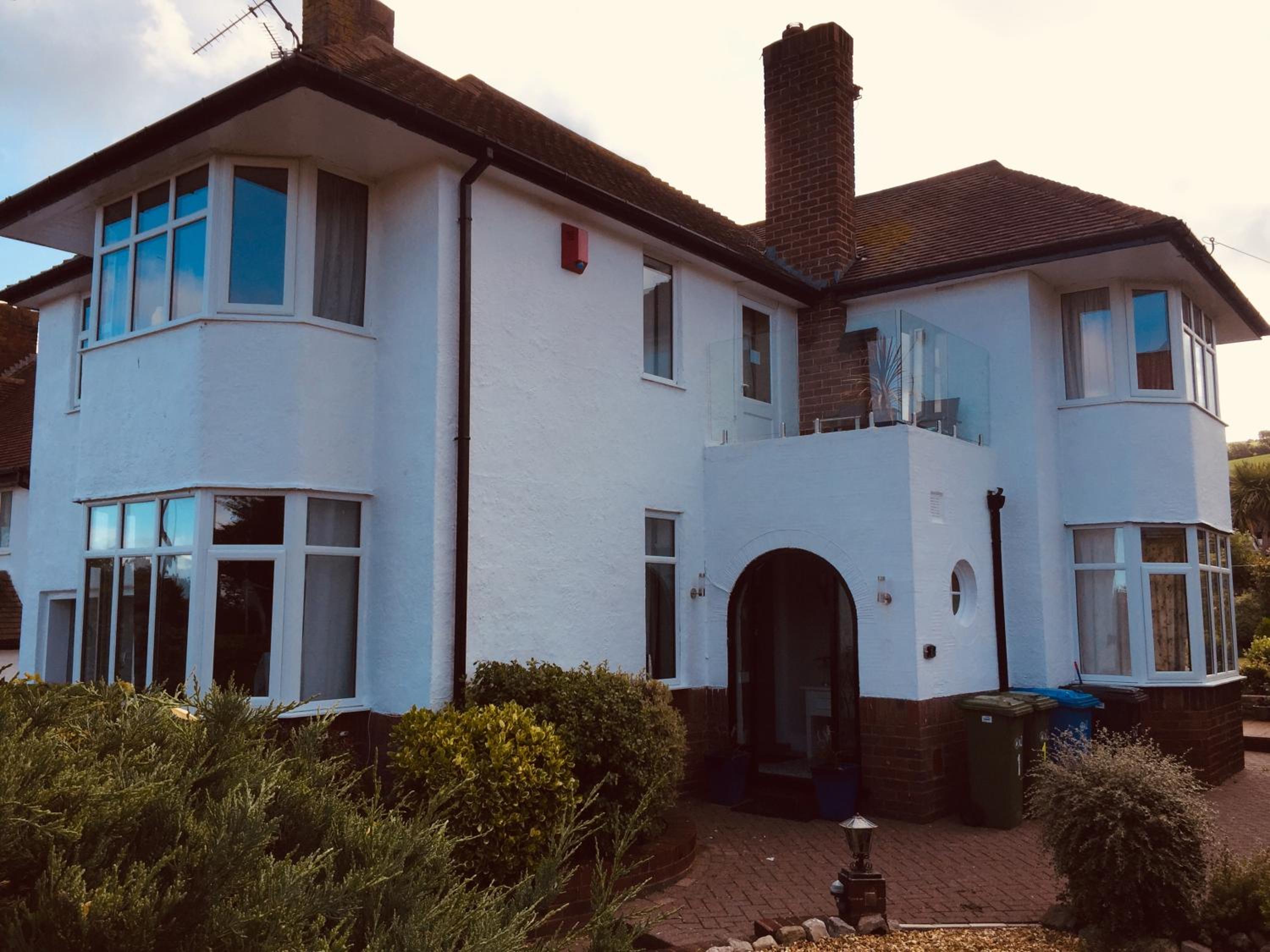 Hotel Sunnyside - Large Seaside Home With Views And Hot Tub