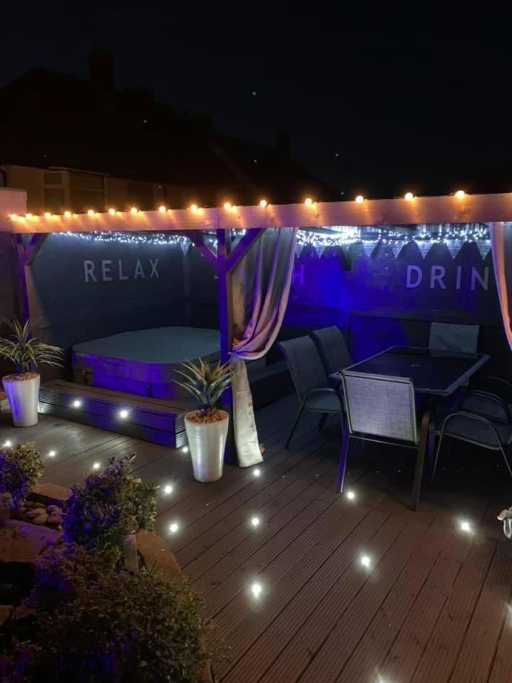 Sunnyside - Large Seaside Home with views and Hot Tub view 2