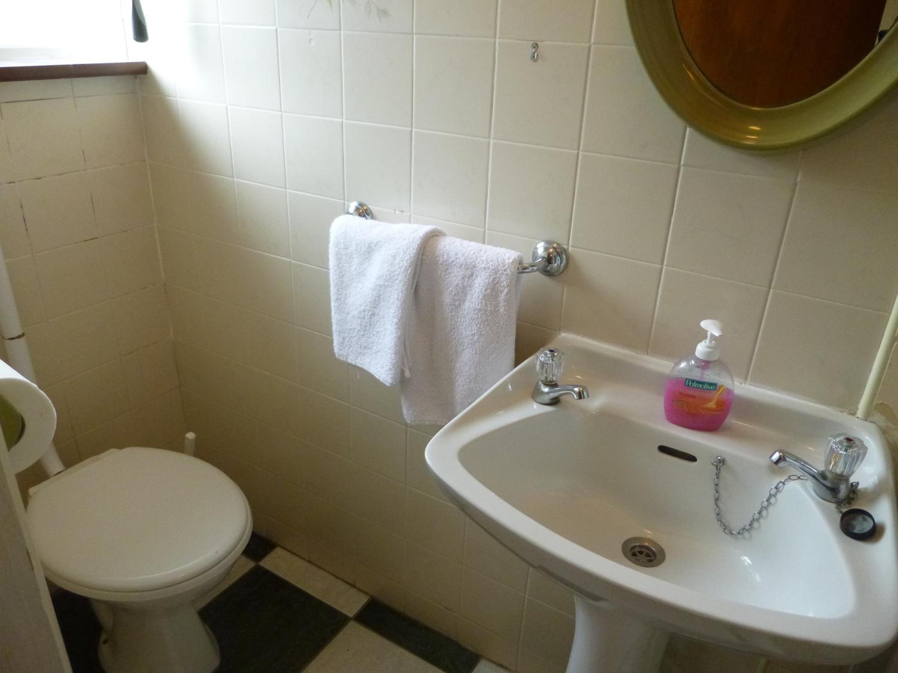Dun Roamin en Galway — bathroom