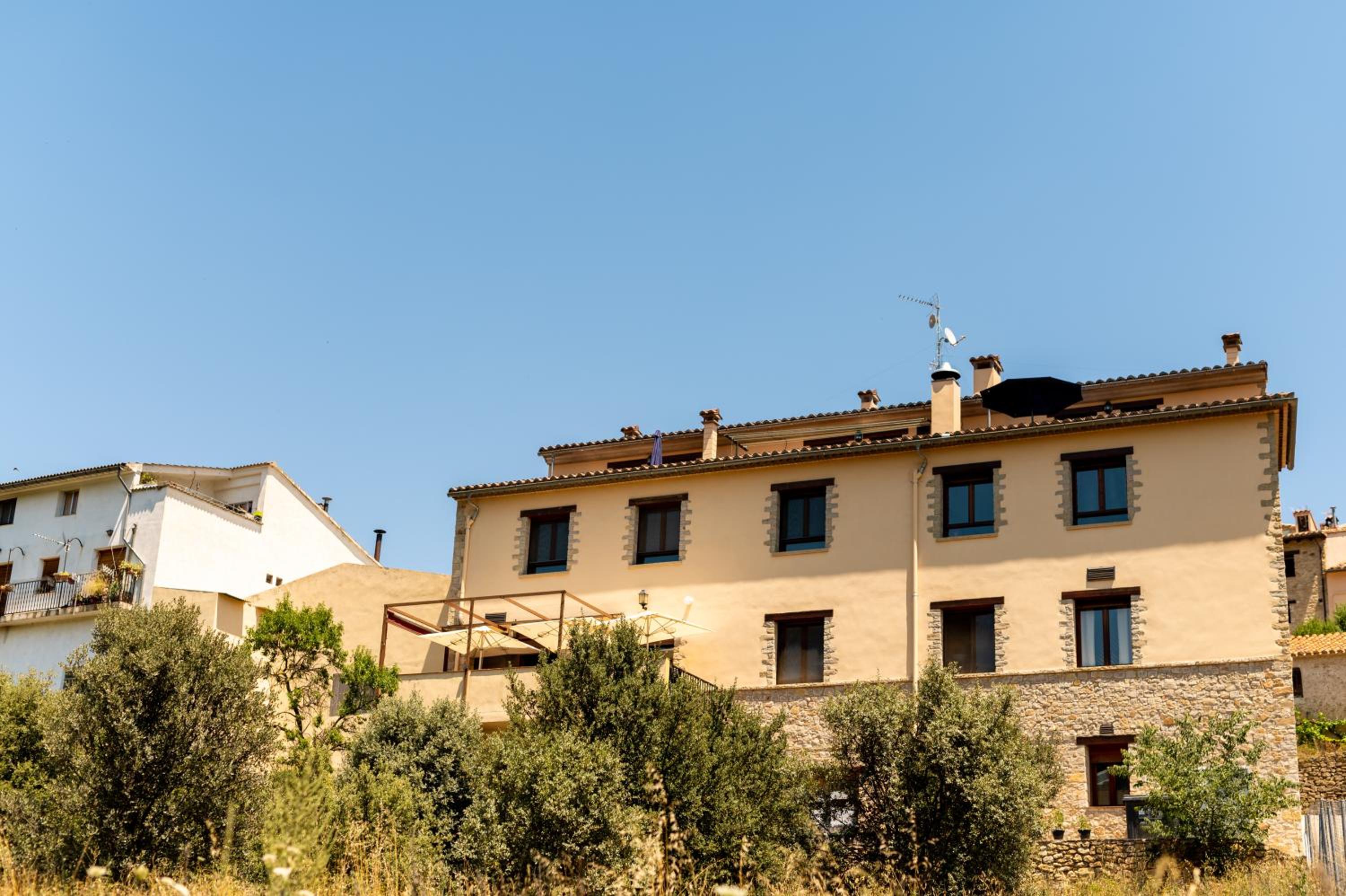 Hostal El Guerrer view 3