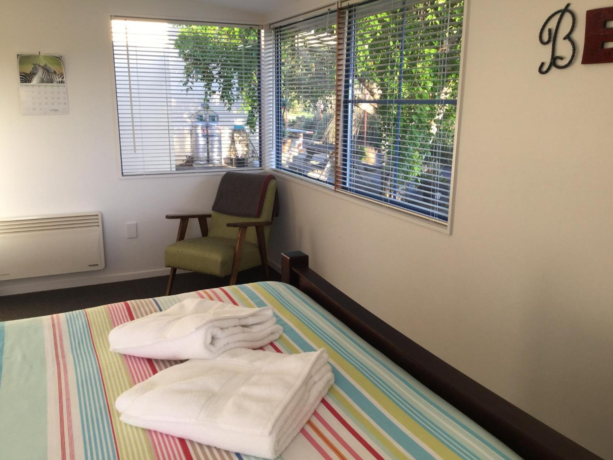 Stay in School by the Sea view 4