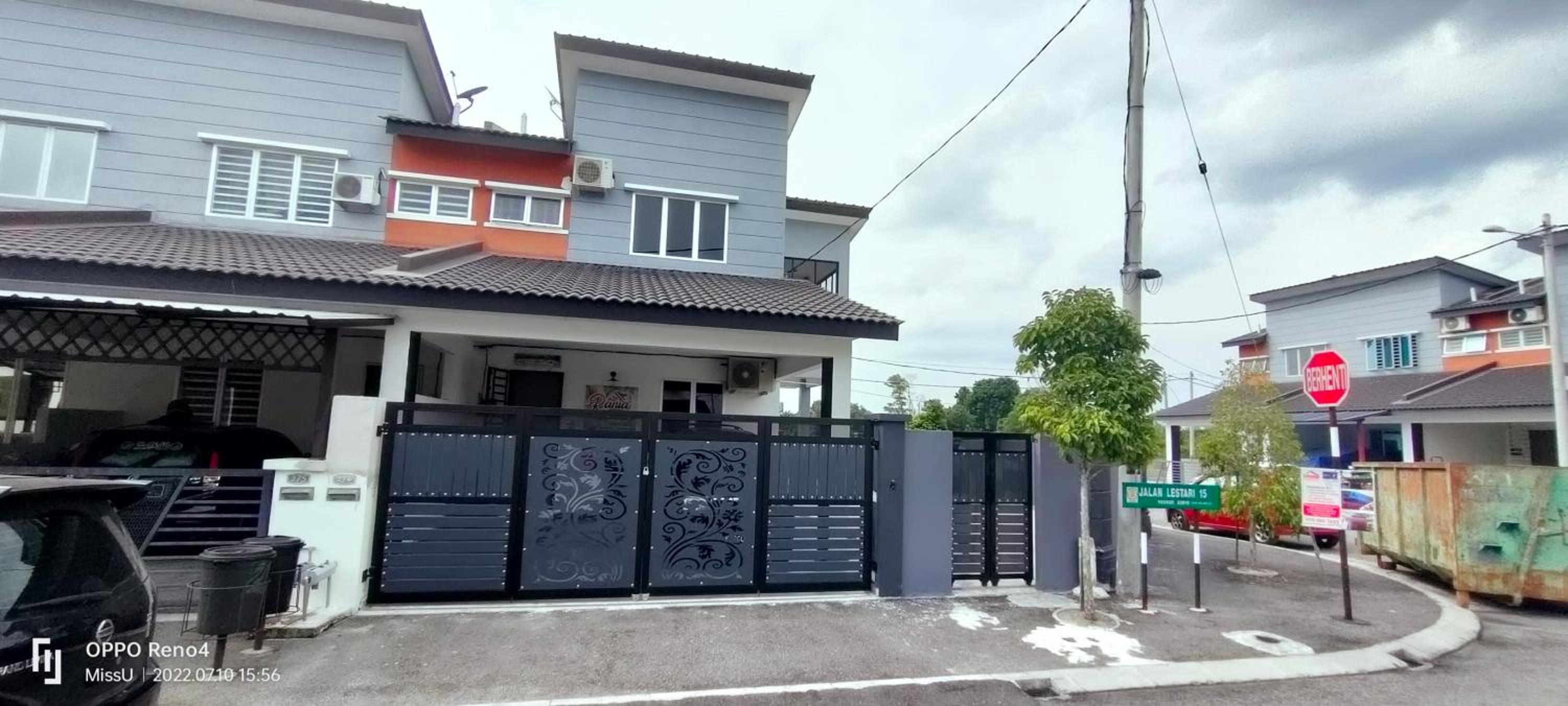 Rania Homestay With Private Pool Seri Iskandar Perak Near UTP UITM photo 3