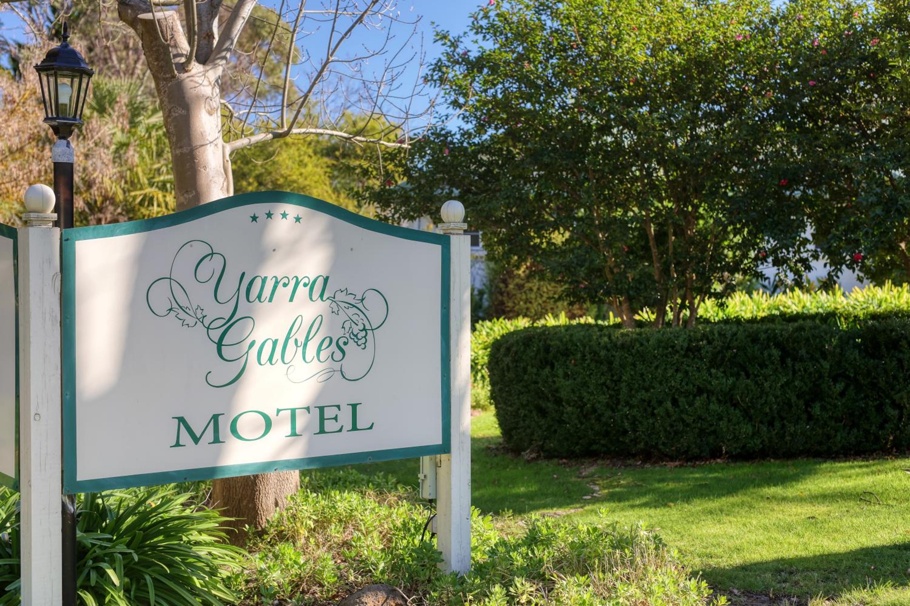 Yarra Gables