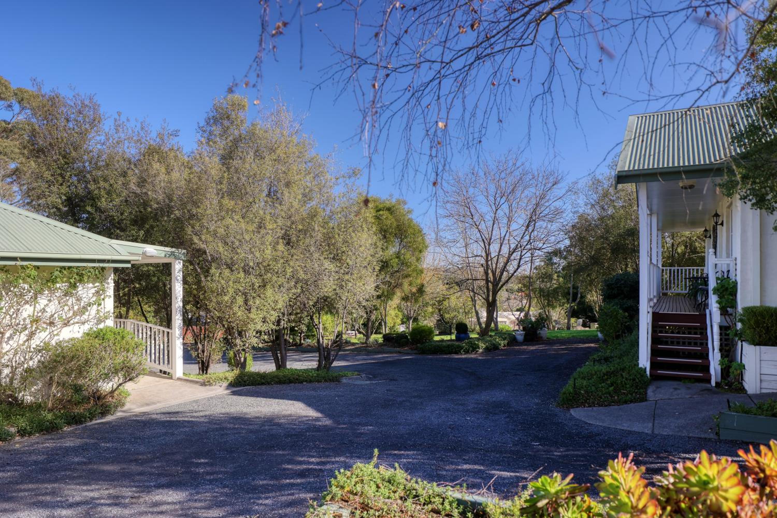 Yarra Gables