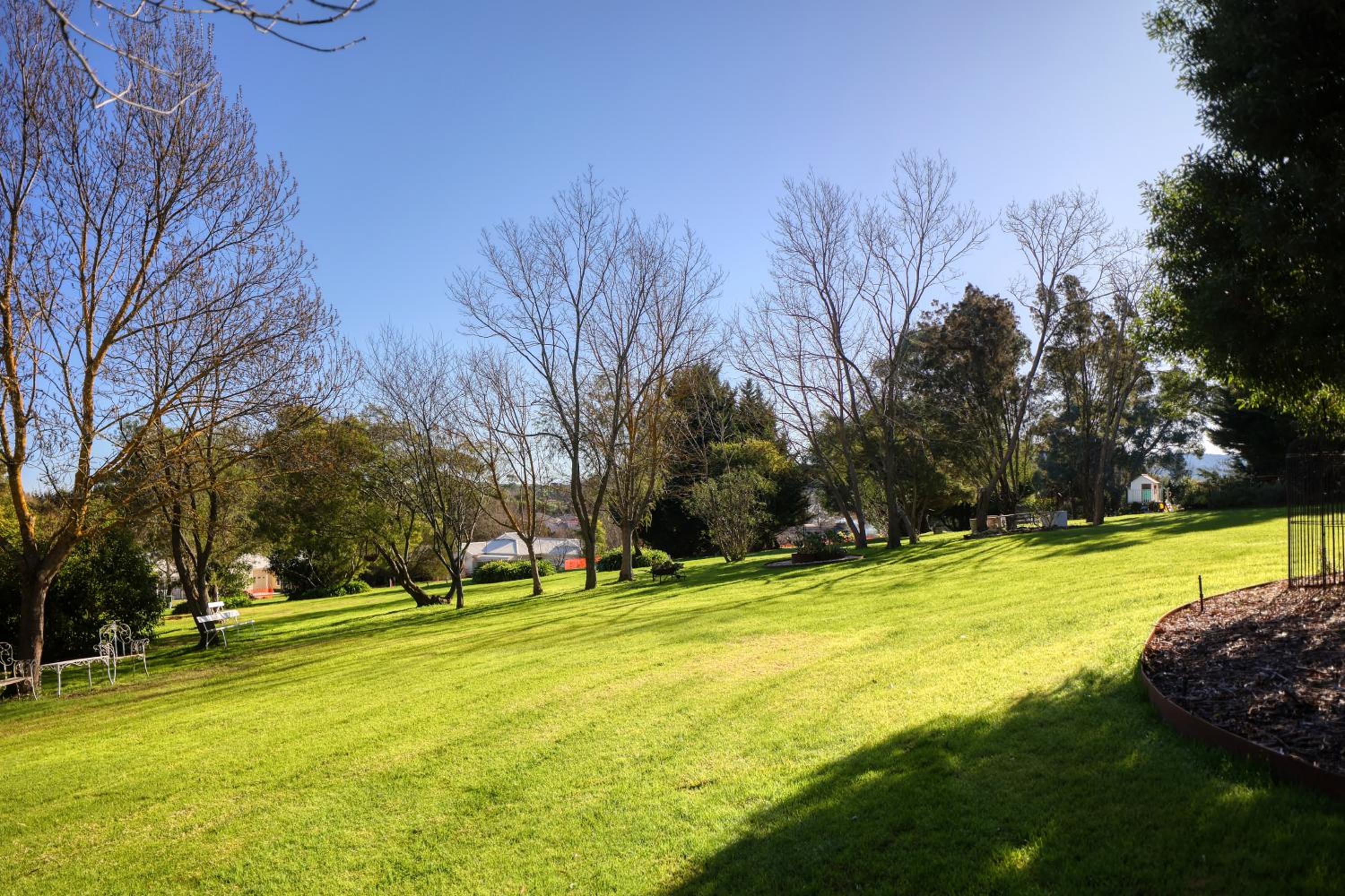 Yarra Gables