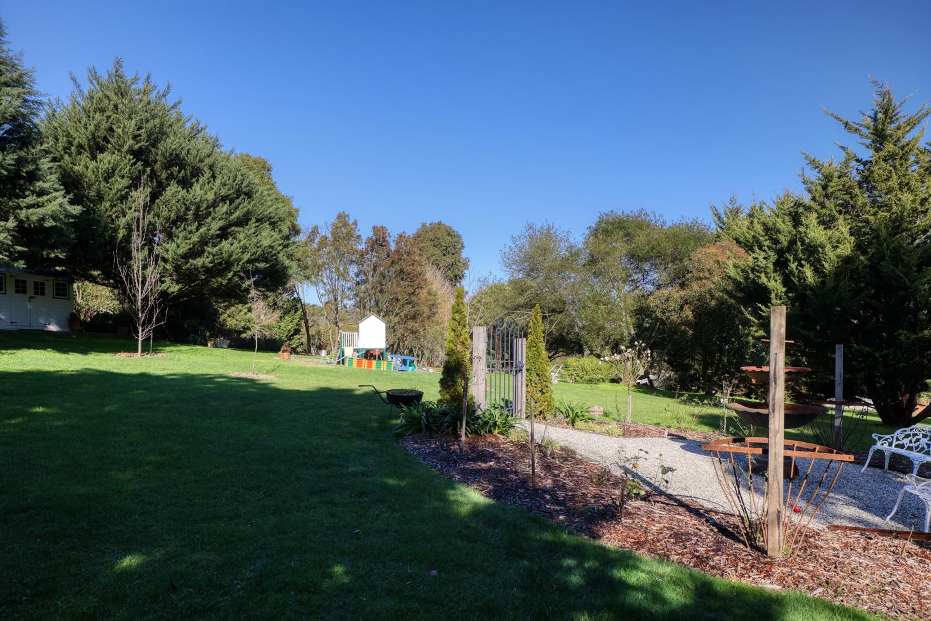 Yarra Gables