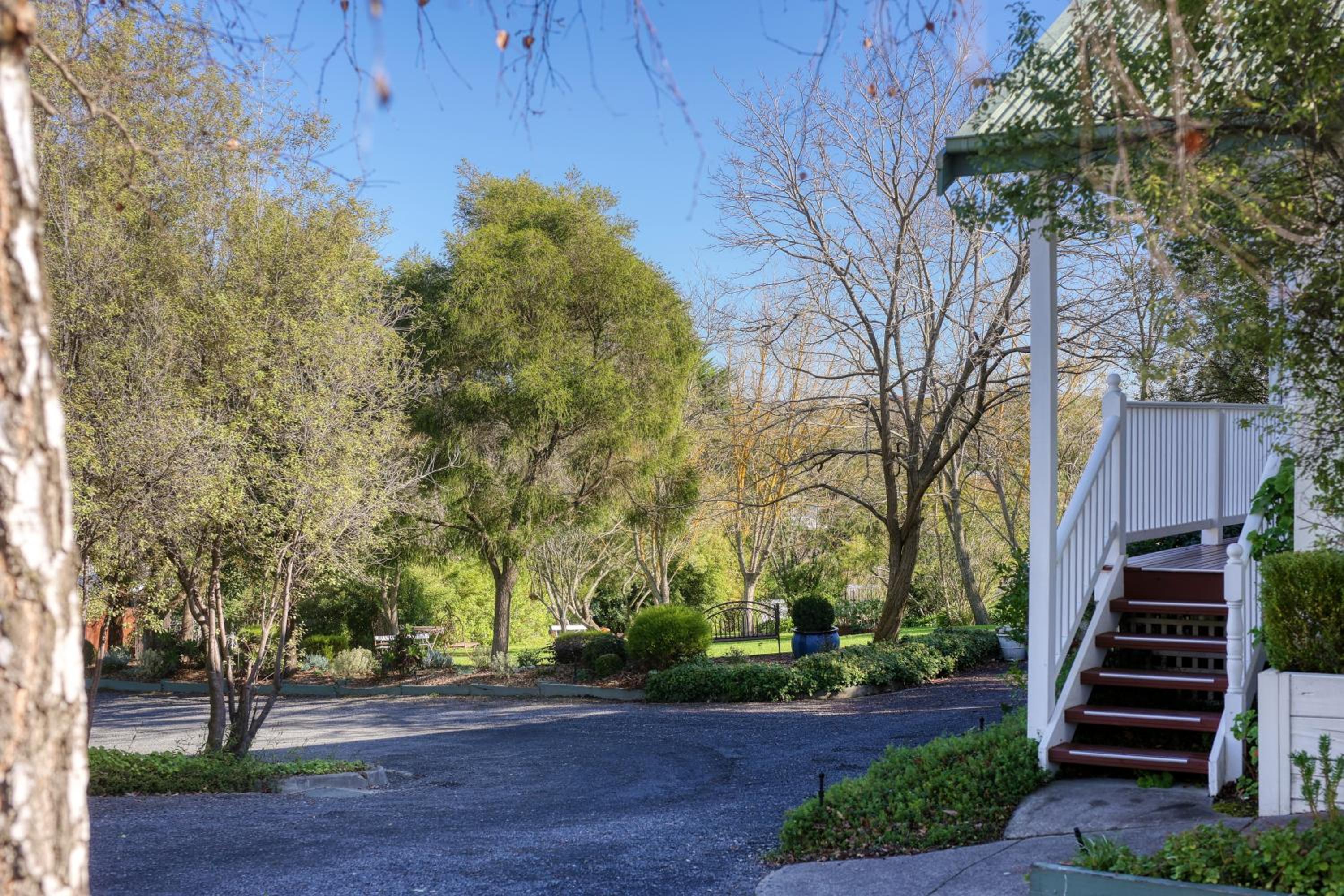 Yarra Gables