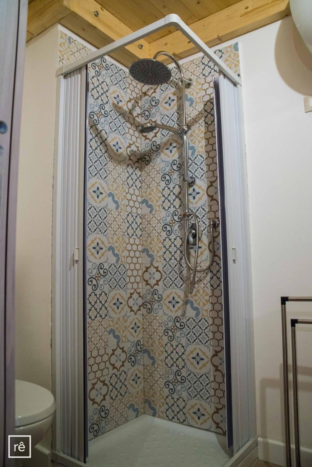 La casa del Barone en Catania — bathroom