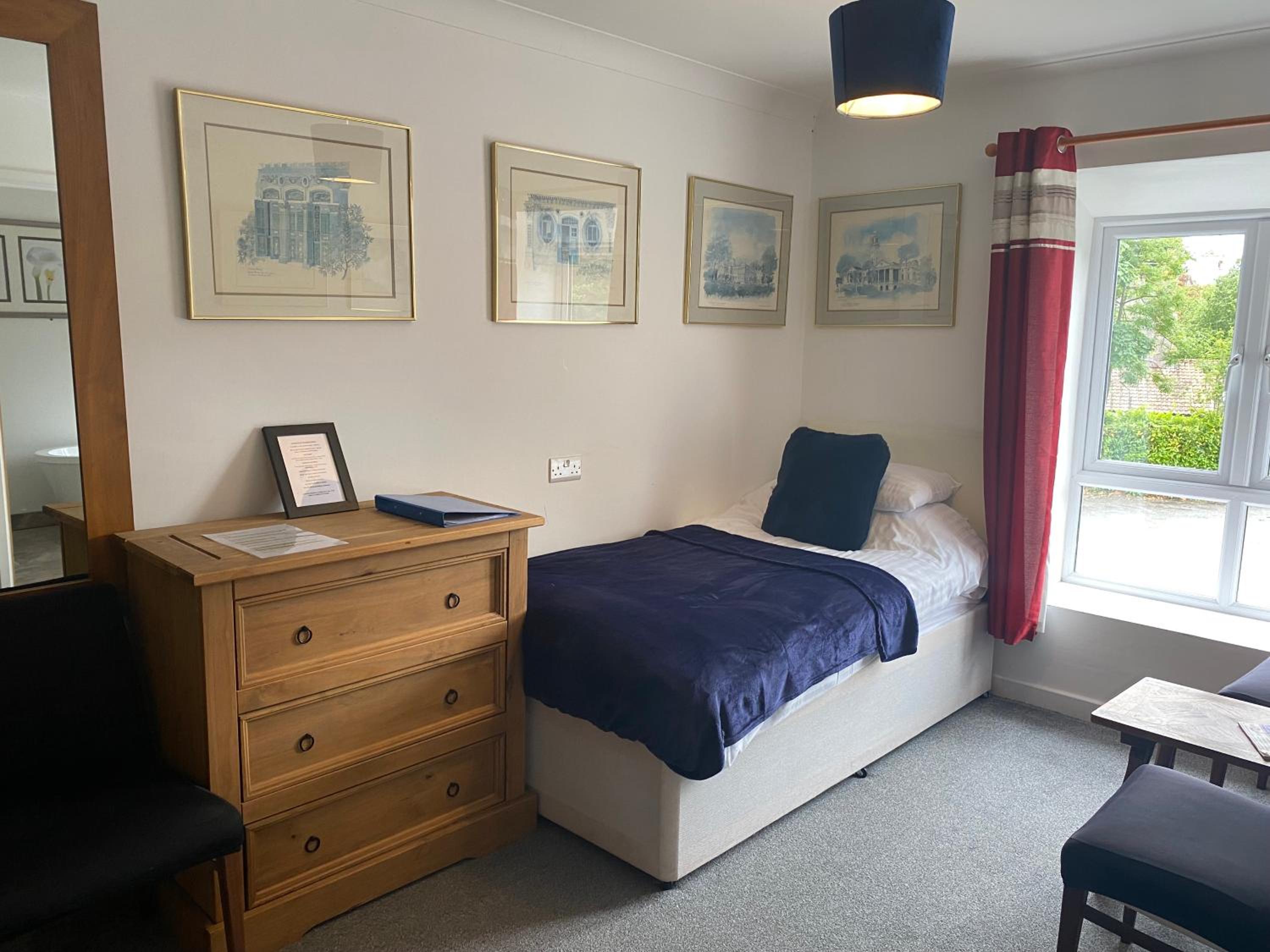 Parrett Hotel