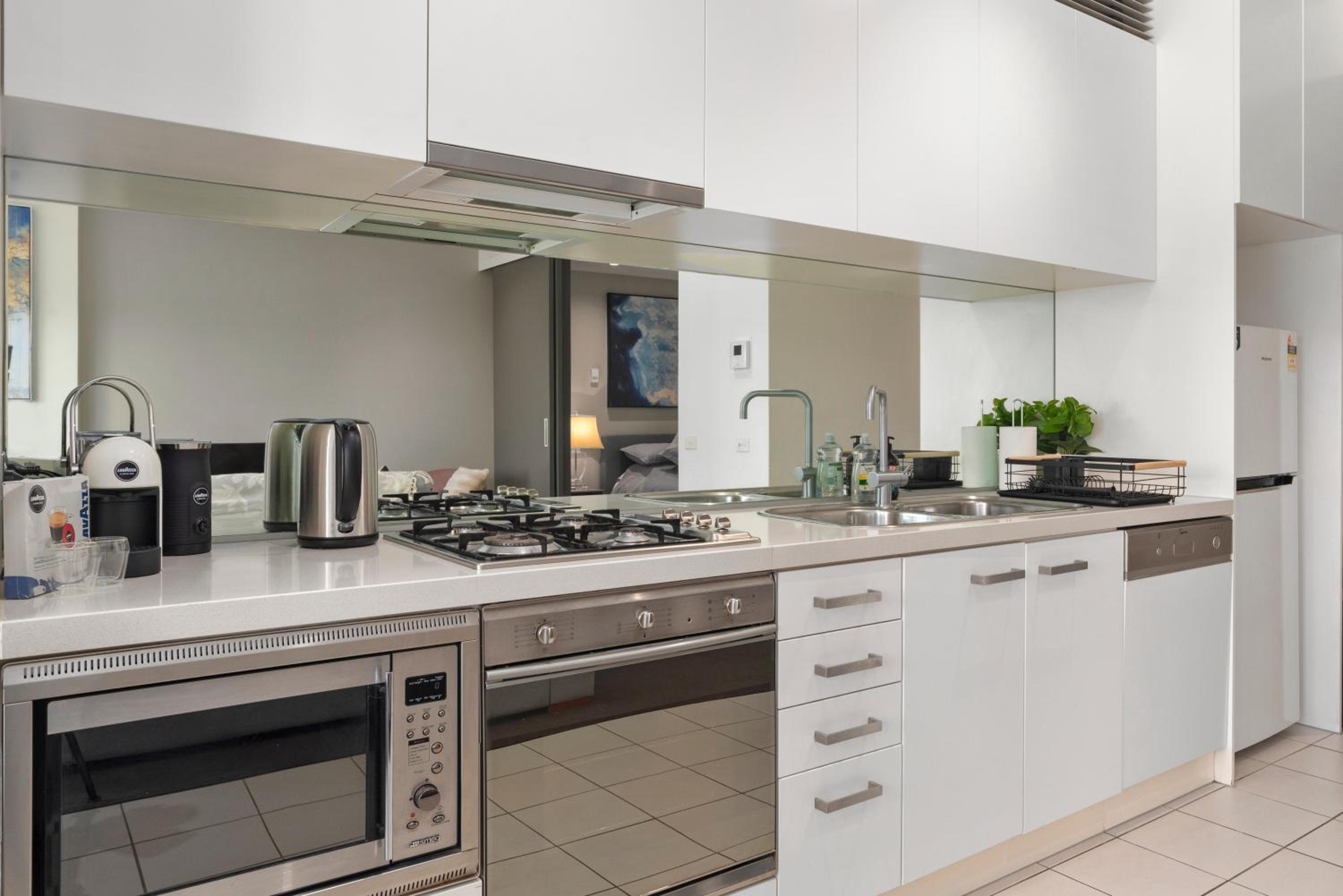 Sophisticated Designer Condo W River & City Views