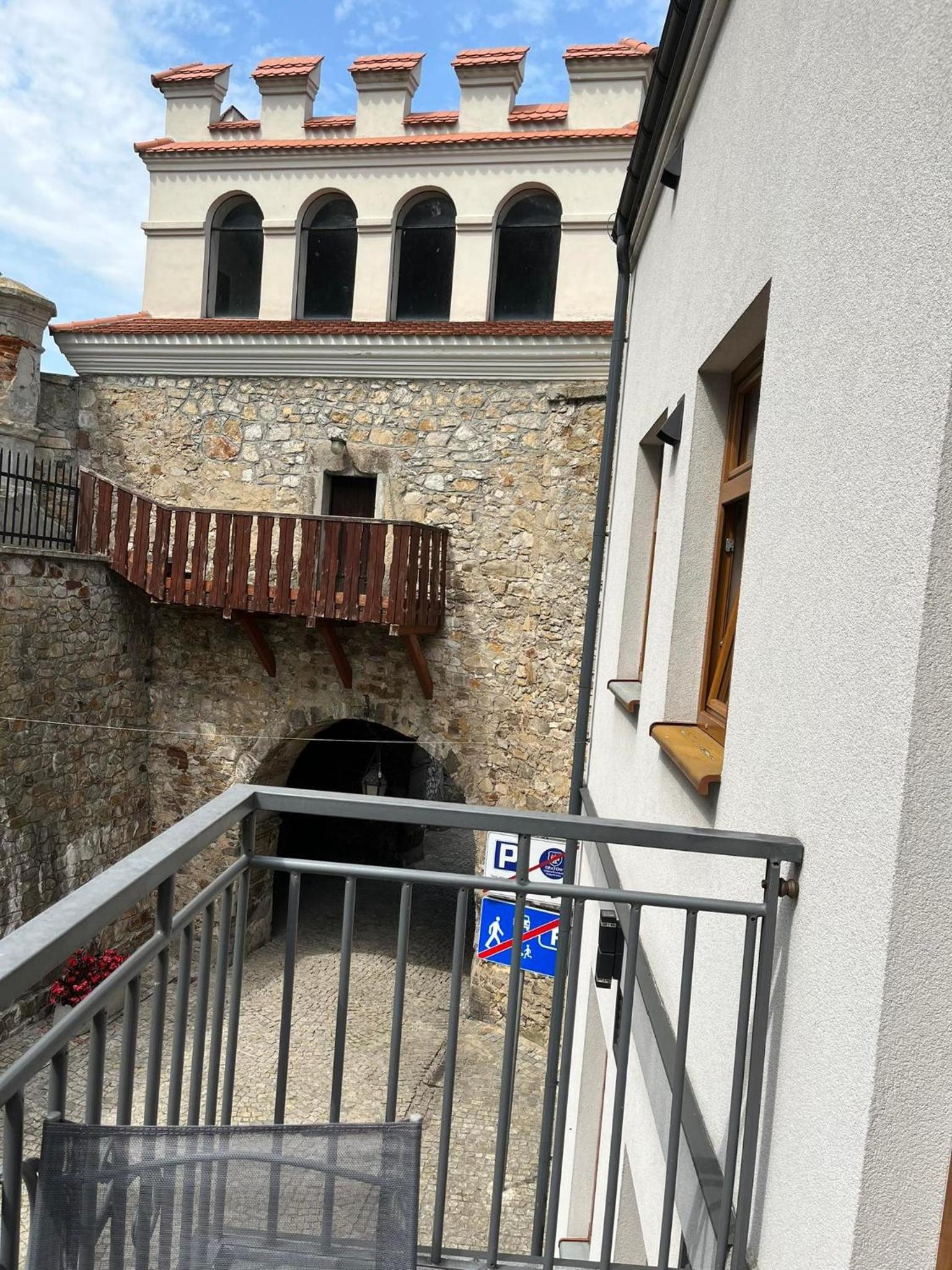 Photo 25