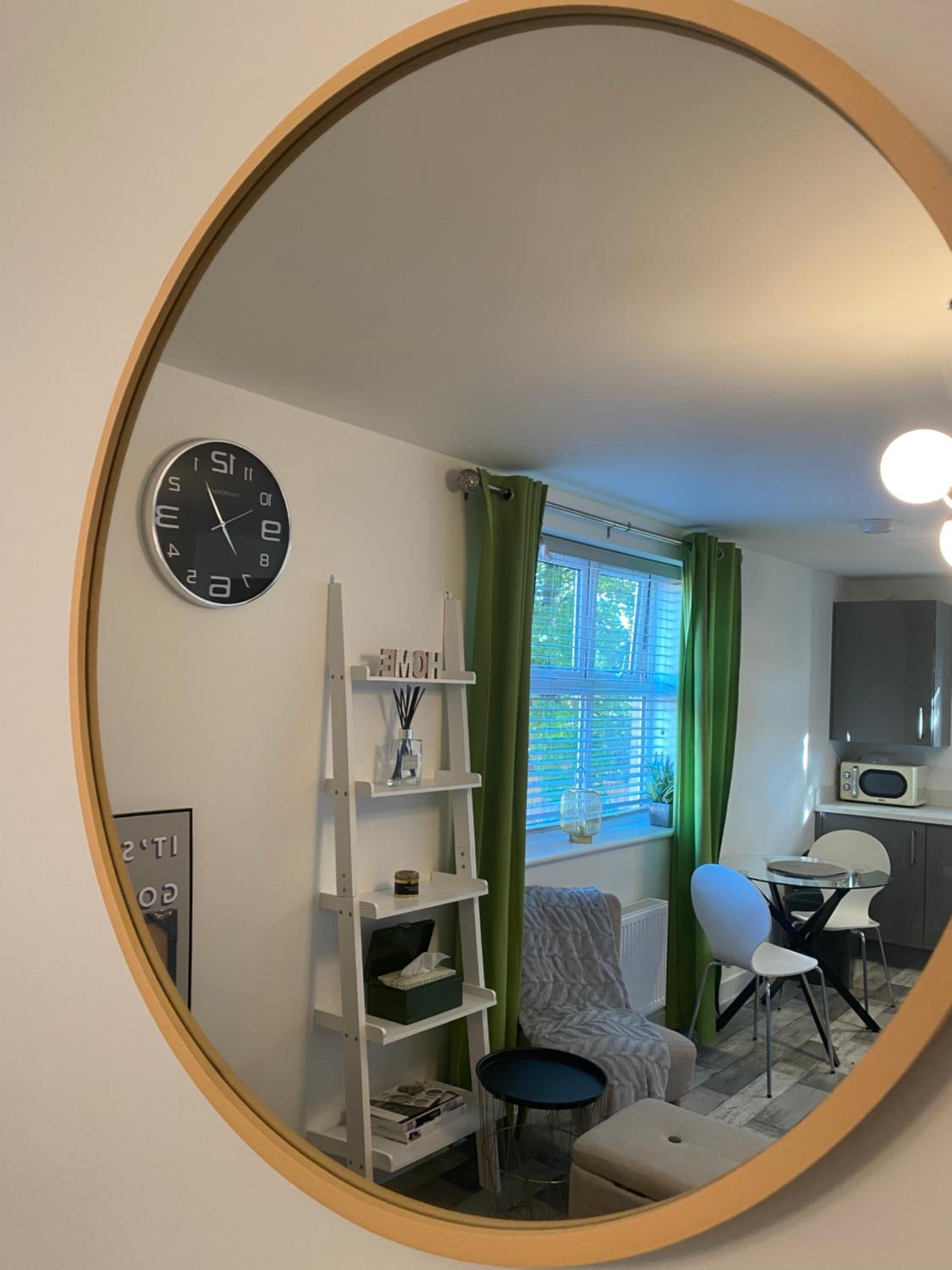 Peterborough Brand New City Center Apartment 2 Bedroom 2 bath apartment free parking contractors welcome