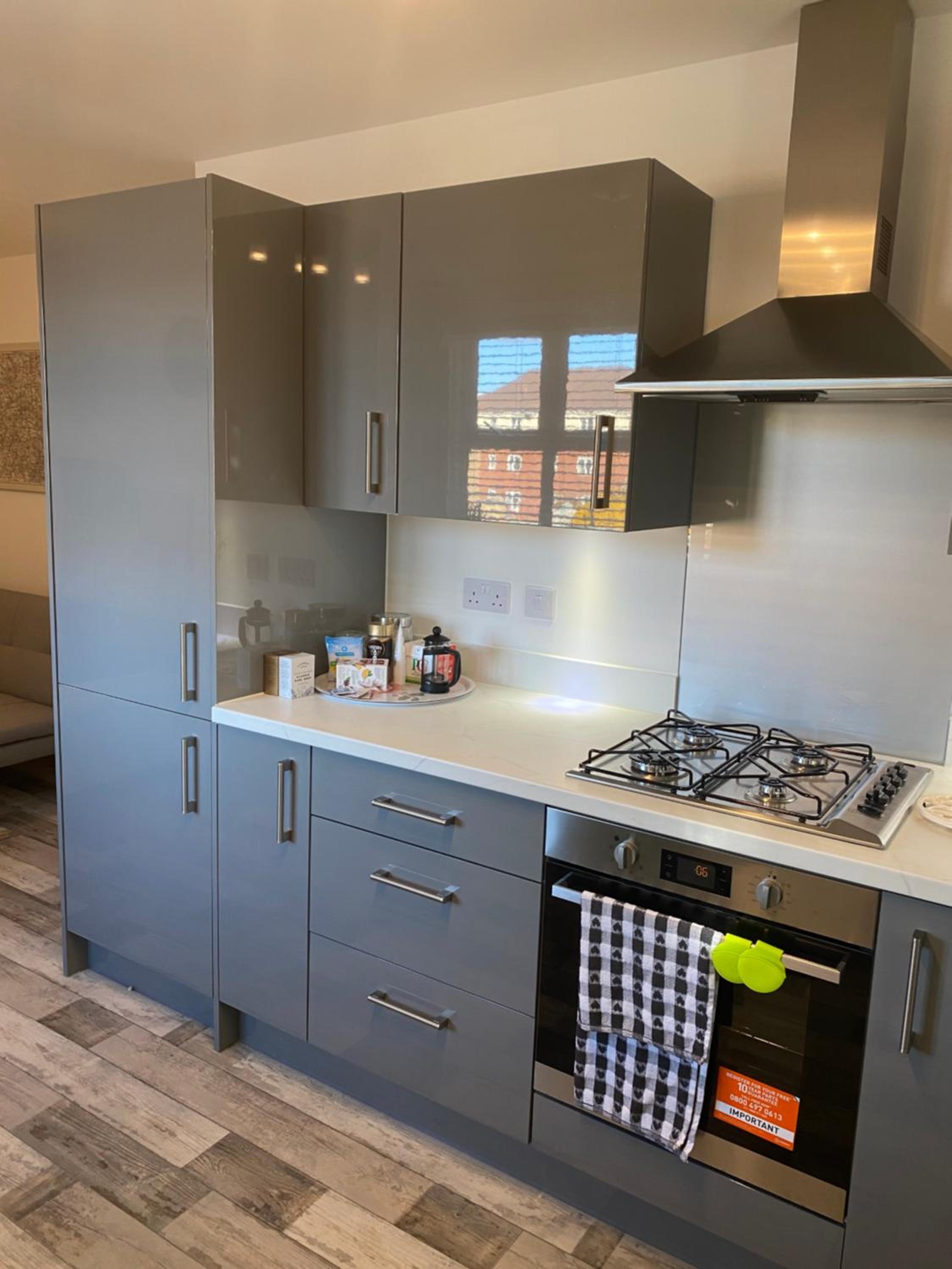 Peterborough Brand New City Center Apartment 2 Bedroom 2 bath apartment free parking contractors welcome