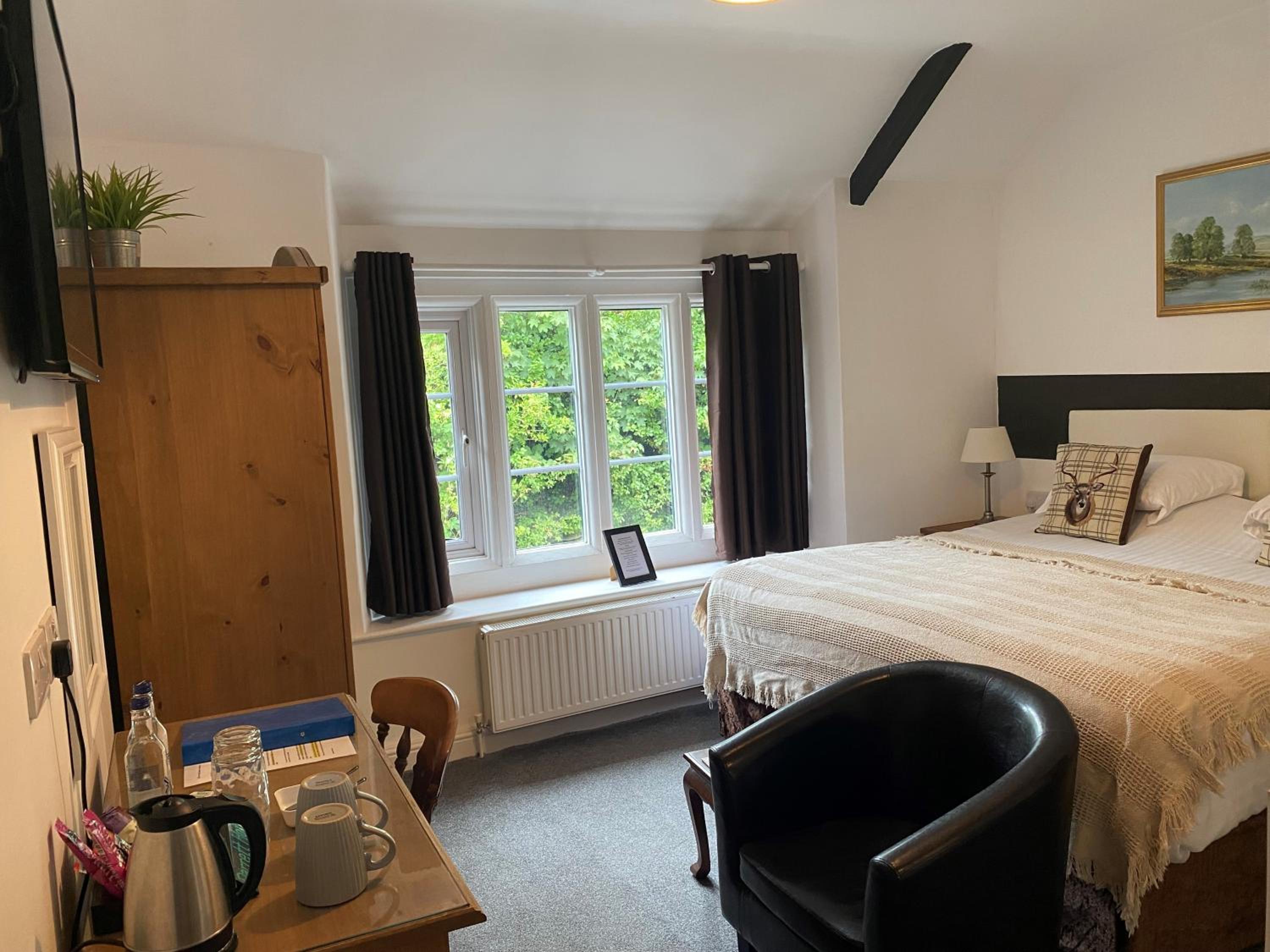 Parrett Hotel