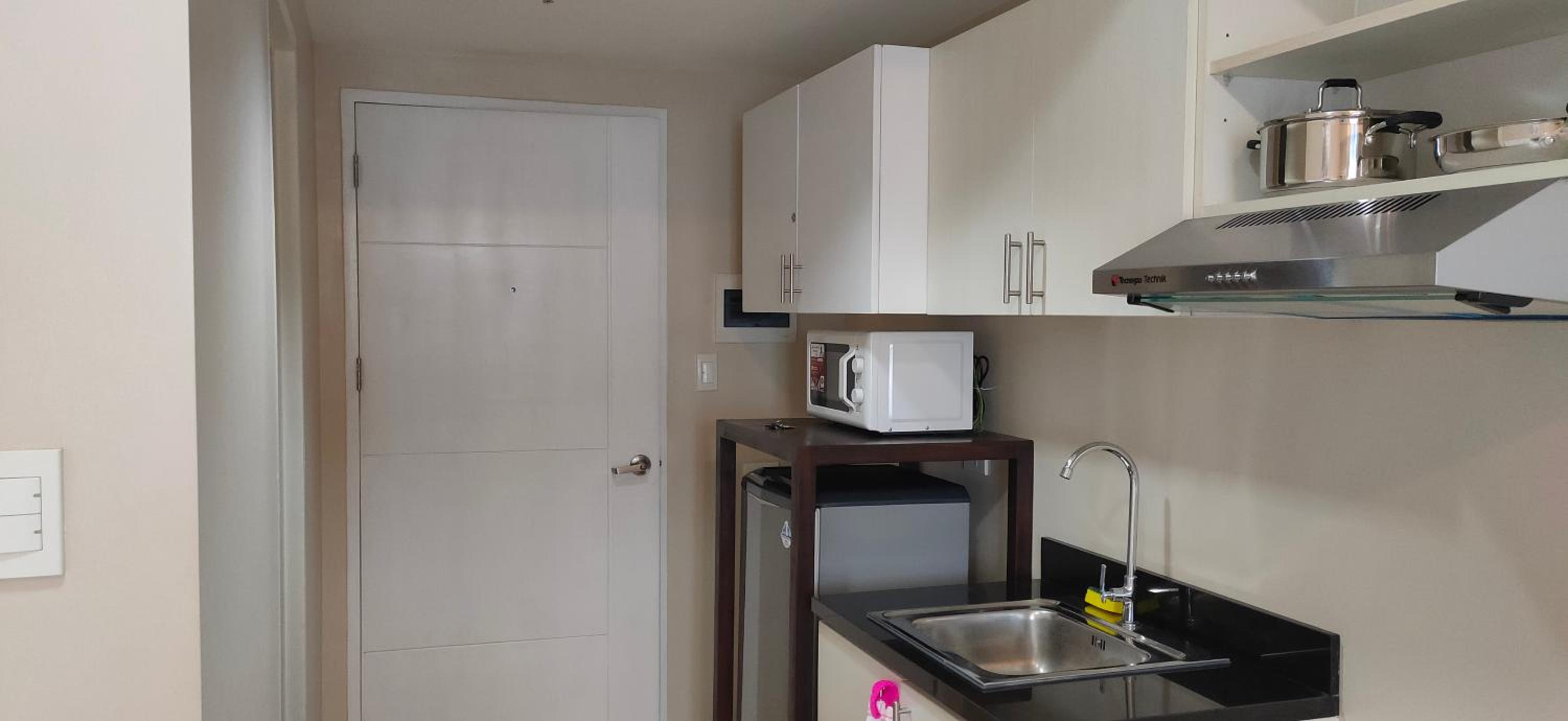 Sunvida Tower Stays Across SM City Cebu