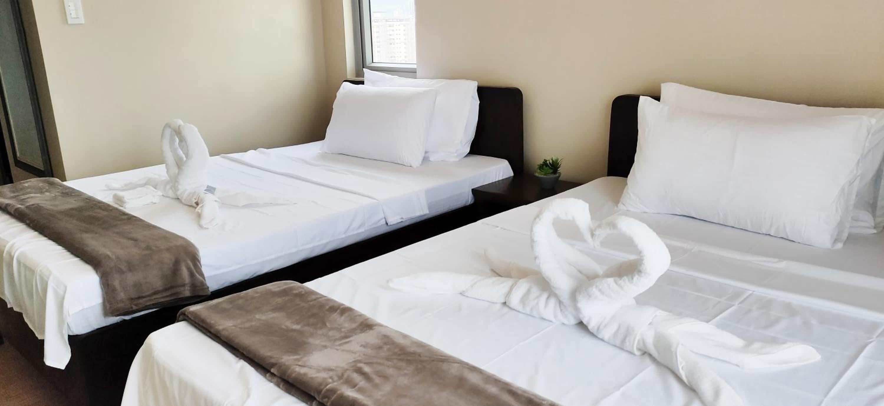 Sunvida Tower Stays Across SM City Cebu