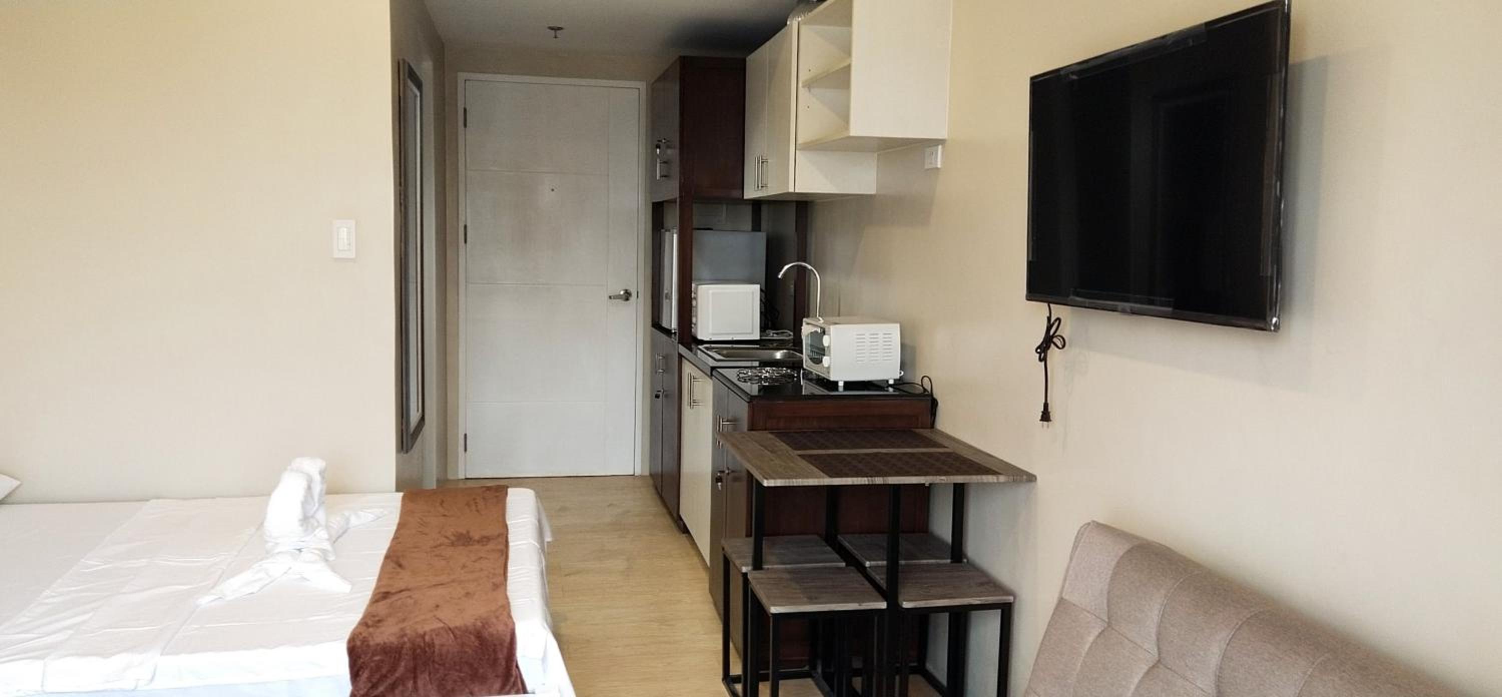 Sunvida Tower Stays Across SM City Cebu