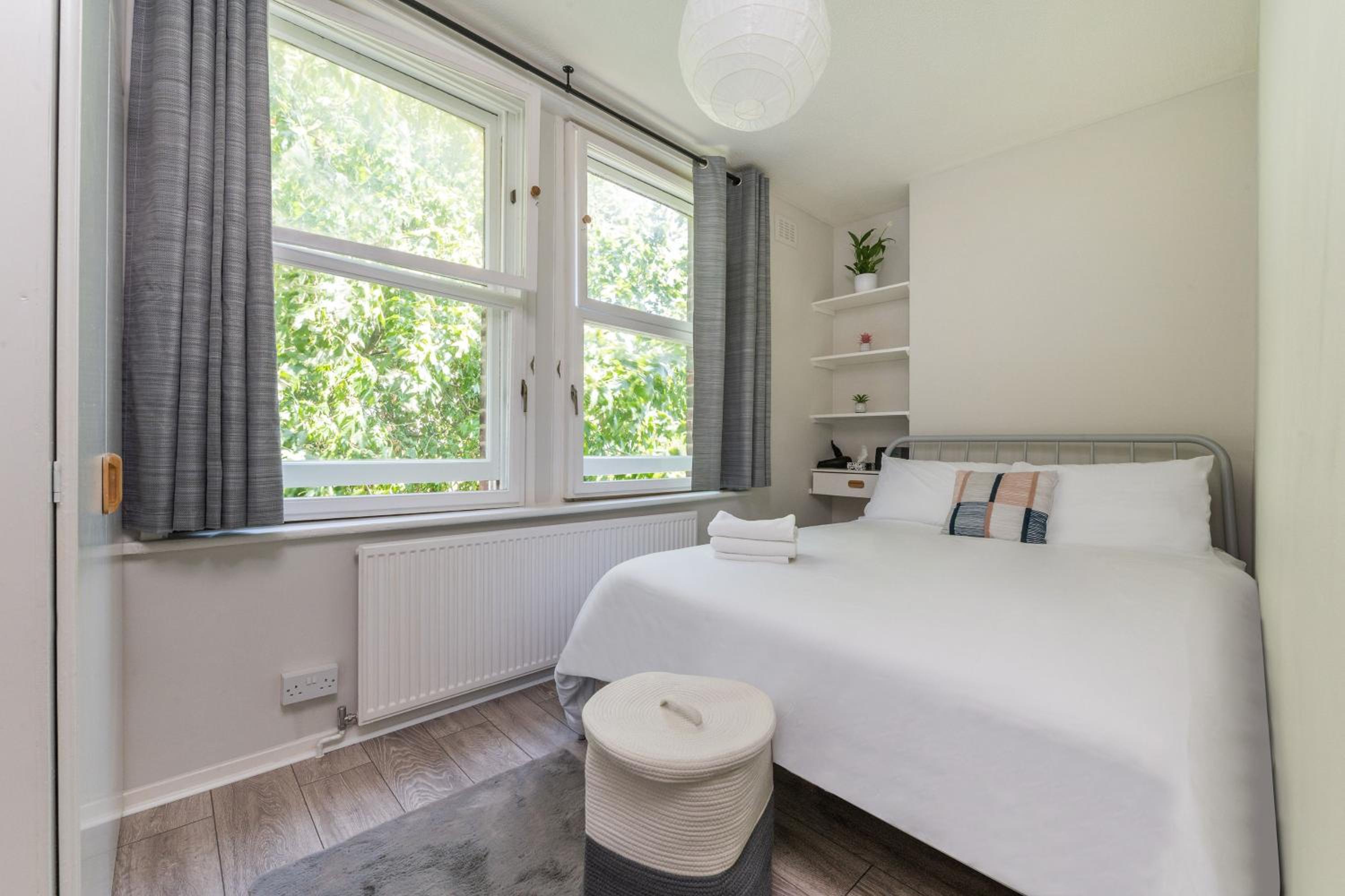 Lovely 1 bedroom apartment in Waterloo