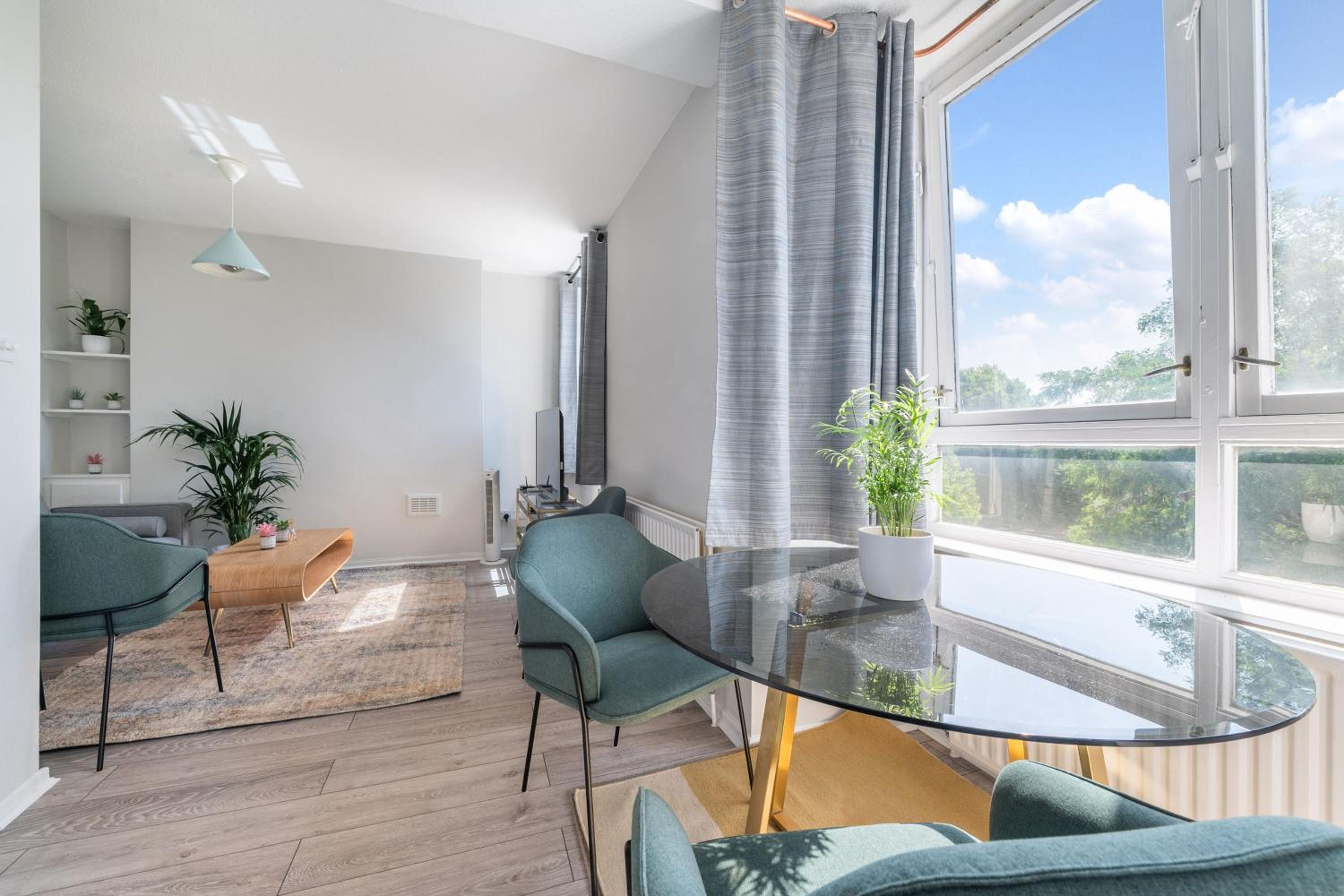 Lovely 1 bedroom apartment in Waterloo