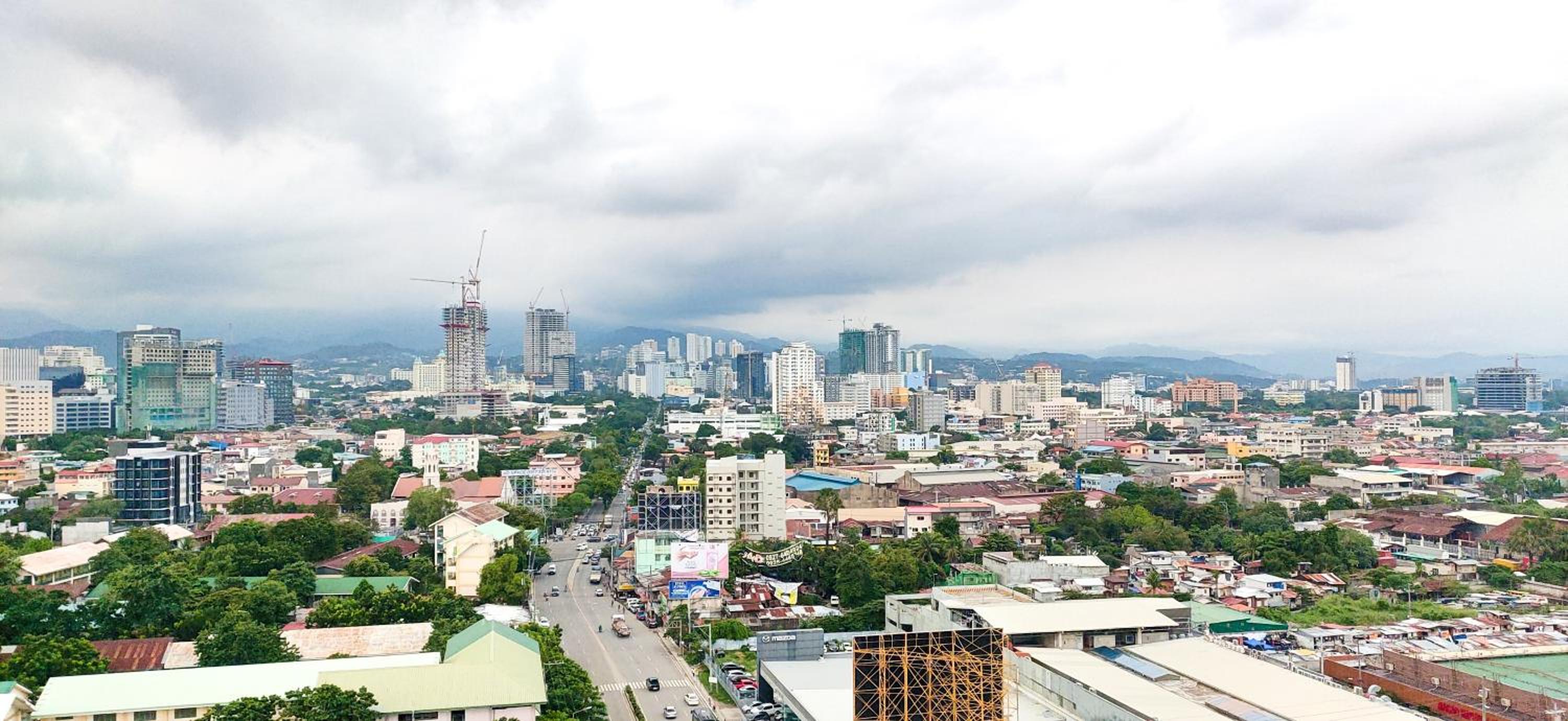 Sunvida Tower Stays Across SM City Cebu