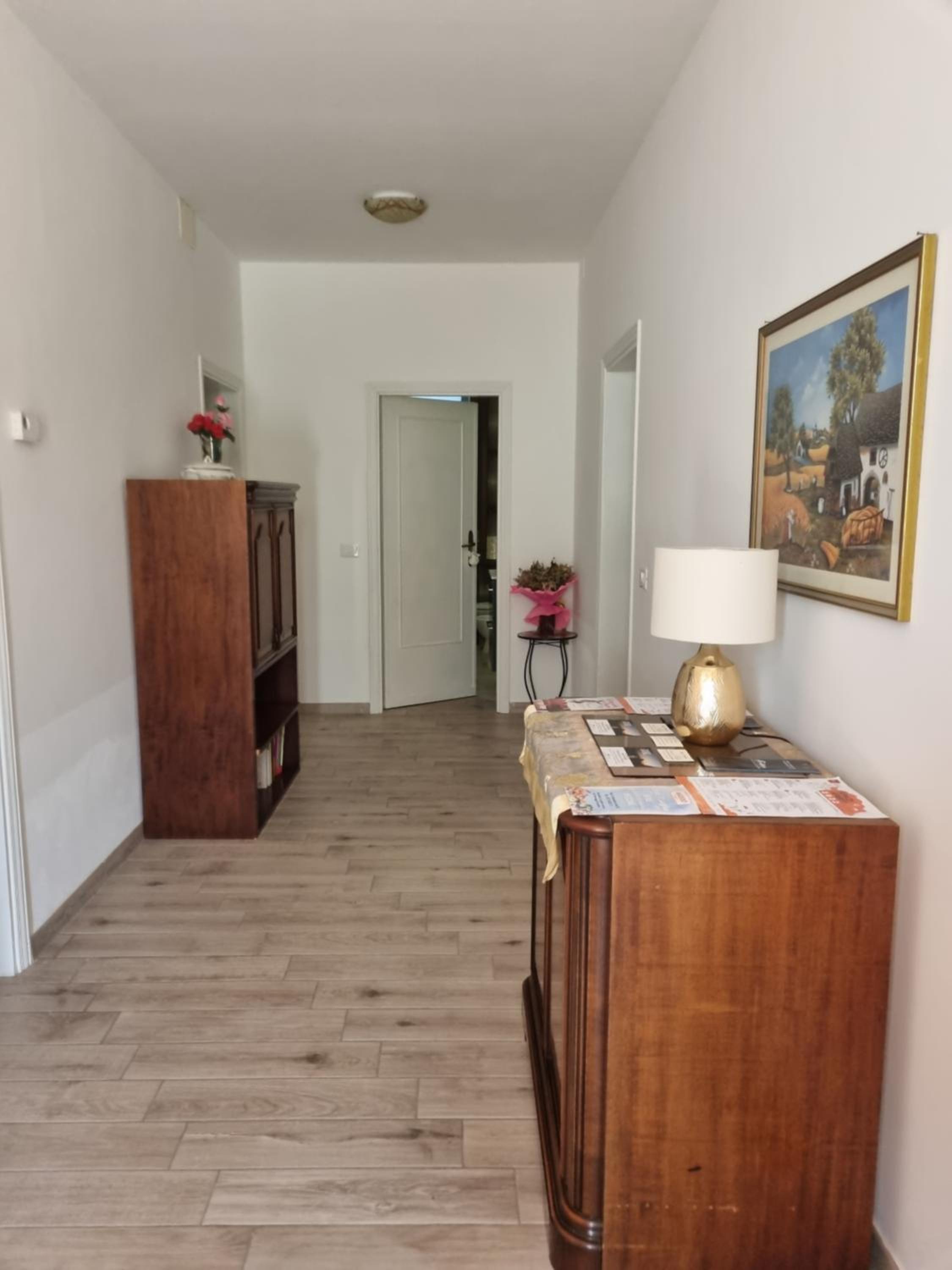 Appartamento Loreto free doorstep parking view 4