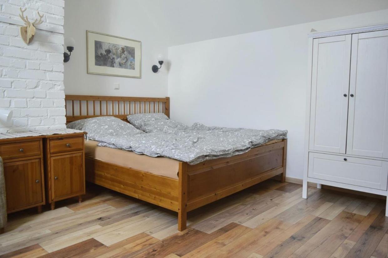 Zschampert Hof bei Leipzig Ruhige Ferienwohnung Bauernhof für 4-5 Personen