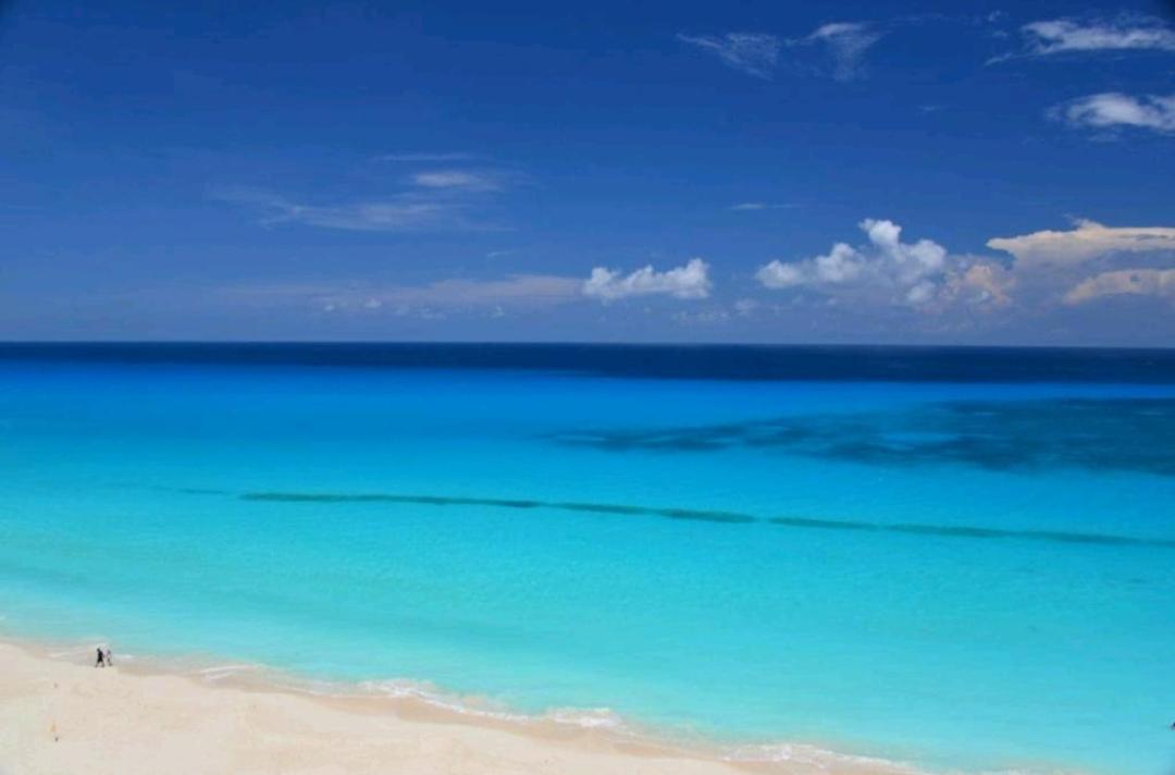 Cancun Plaza Condo Ocean front