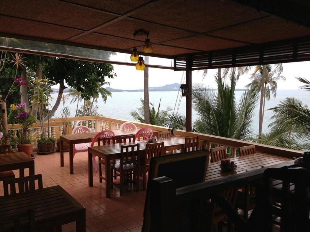Hi coral cove bungalow view 5