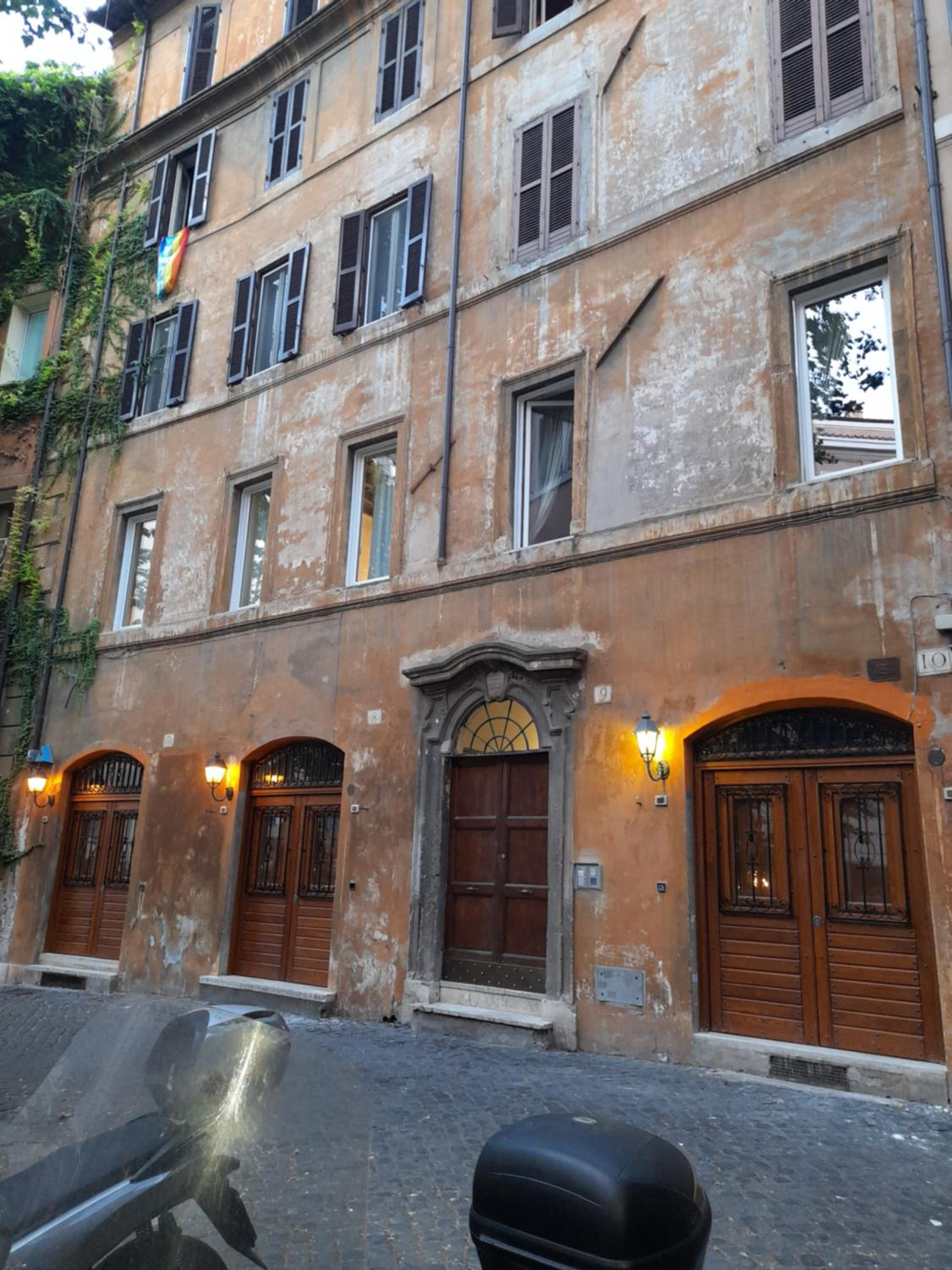 Navona Artist 10 APT