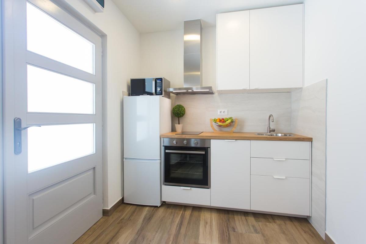 Studio Nomadic Kastela view 4