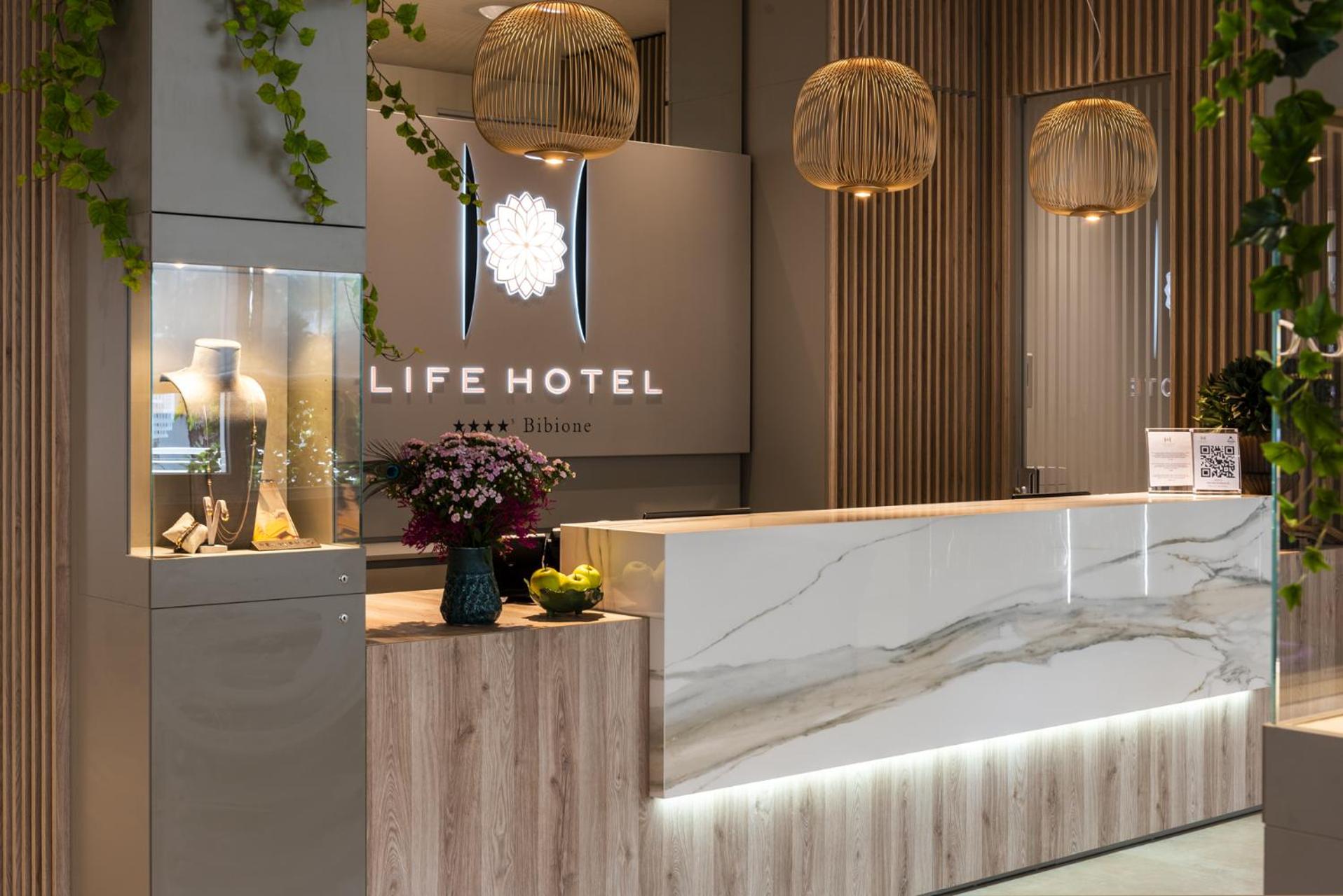 hotel reception