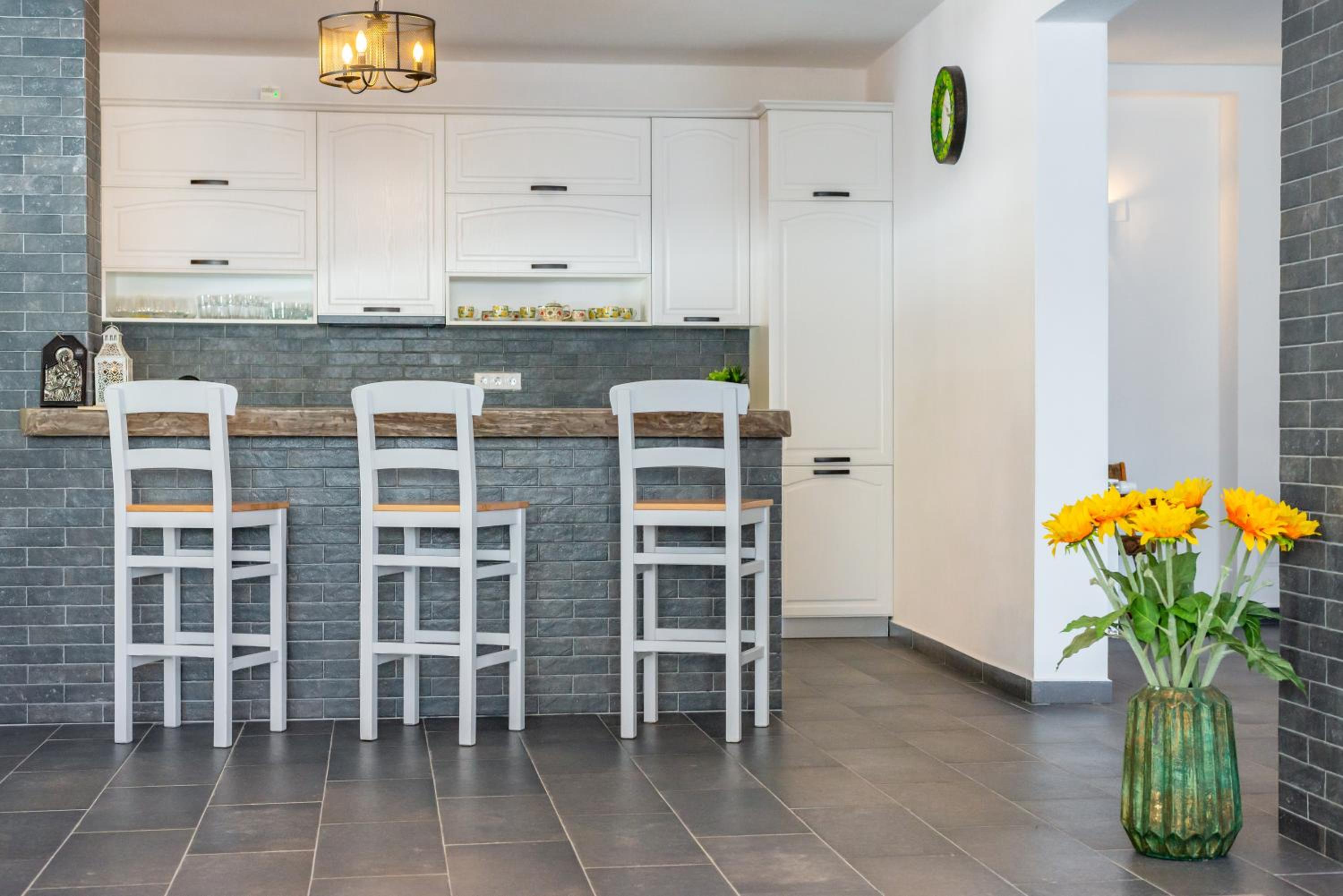 Photo 38
