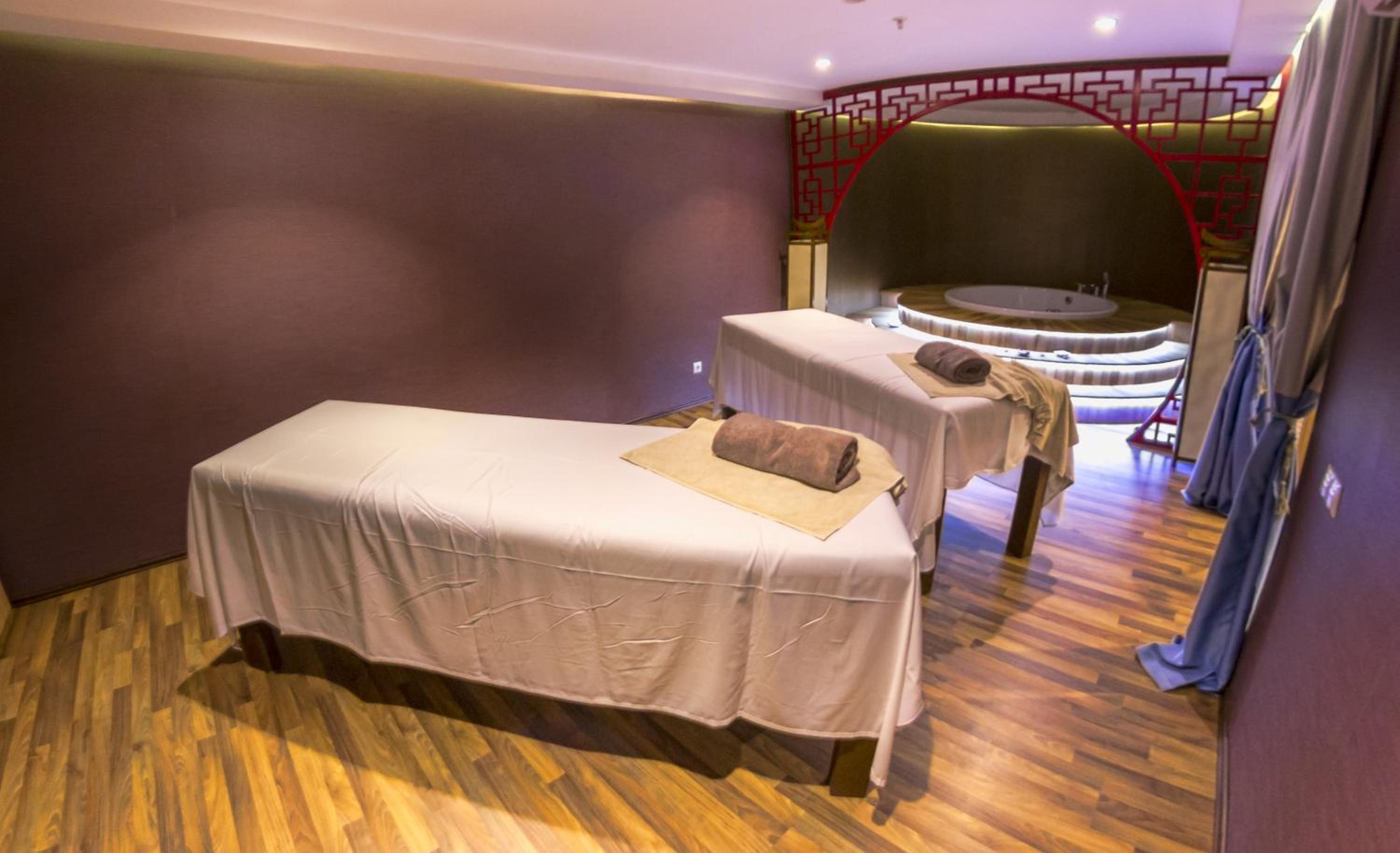 Hotel Izgrev Spa & Aquapark
