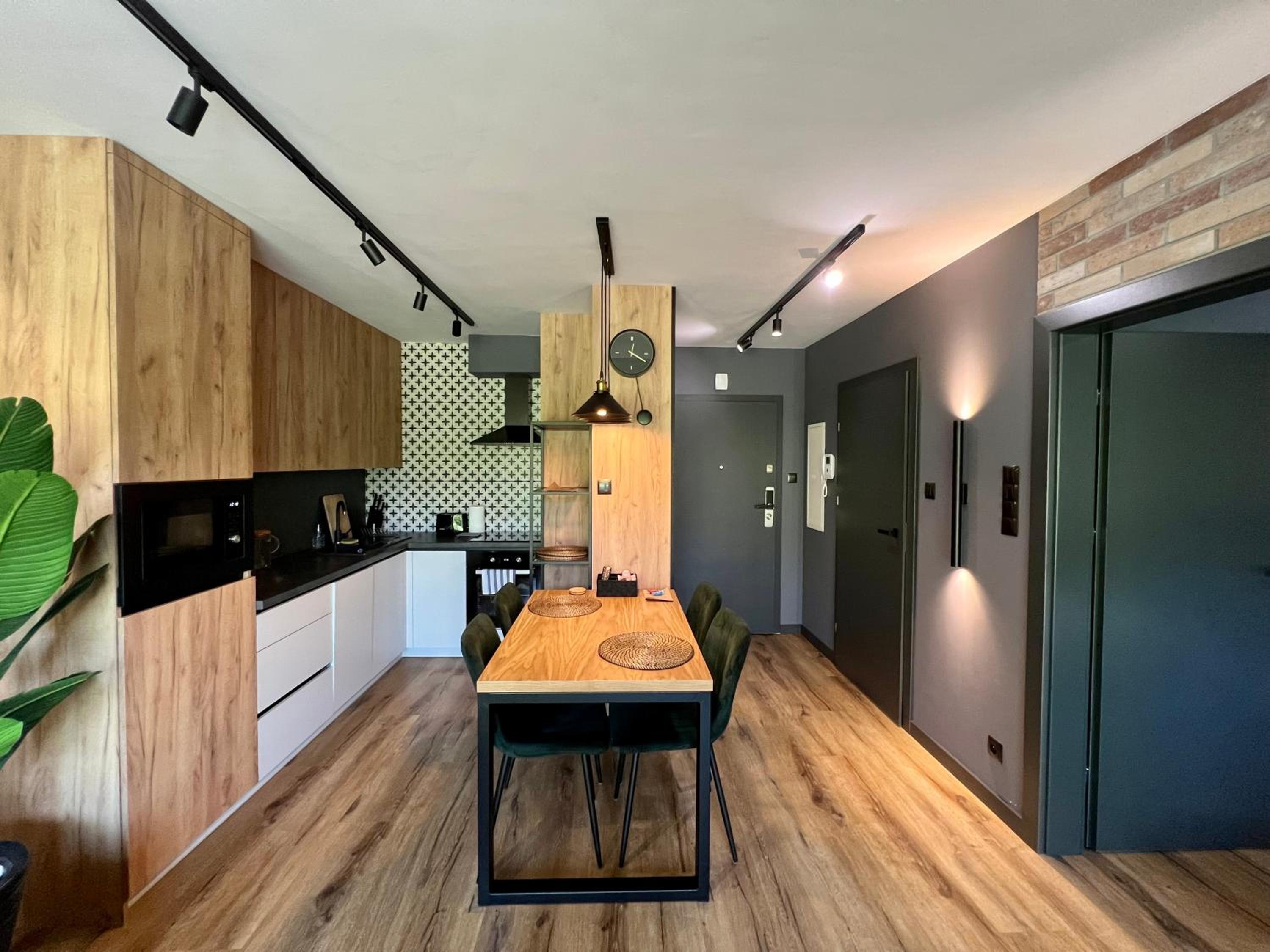 Loft Klonowa - Apartament z garażem
