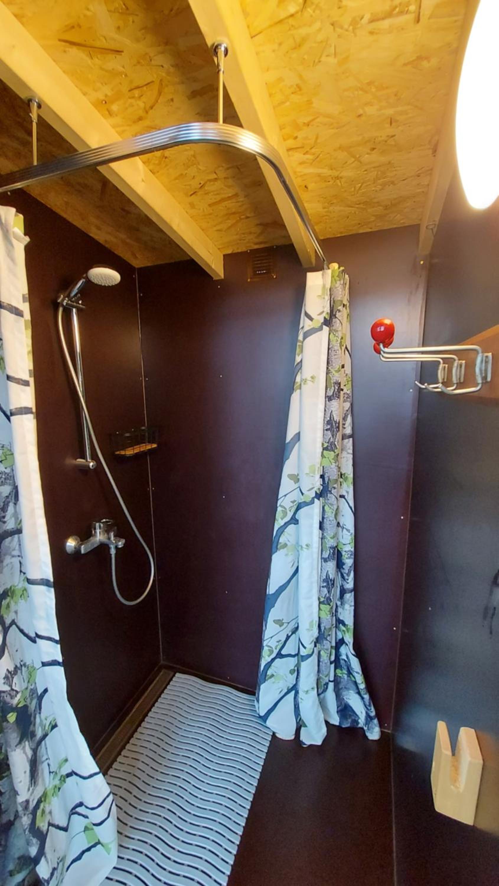 Intsu suvemaja