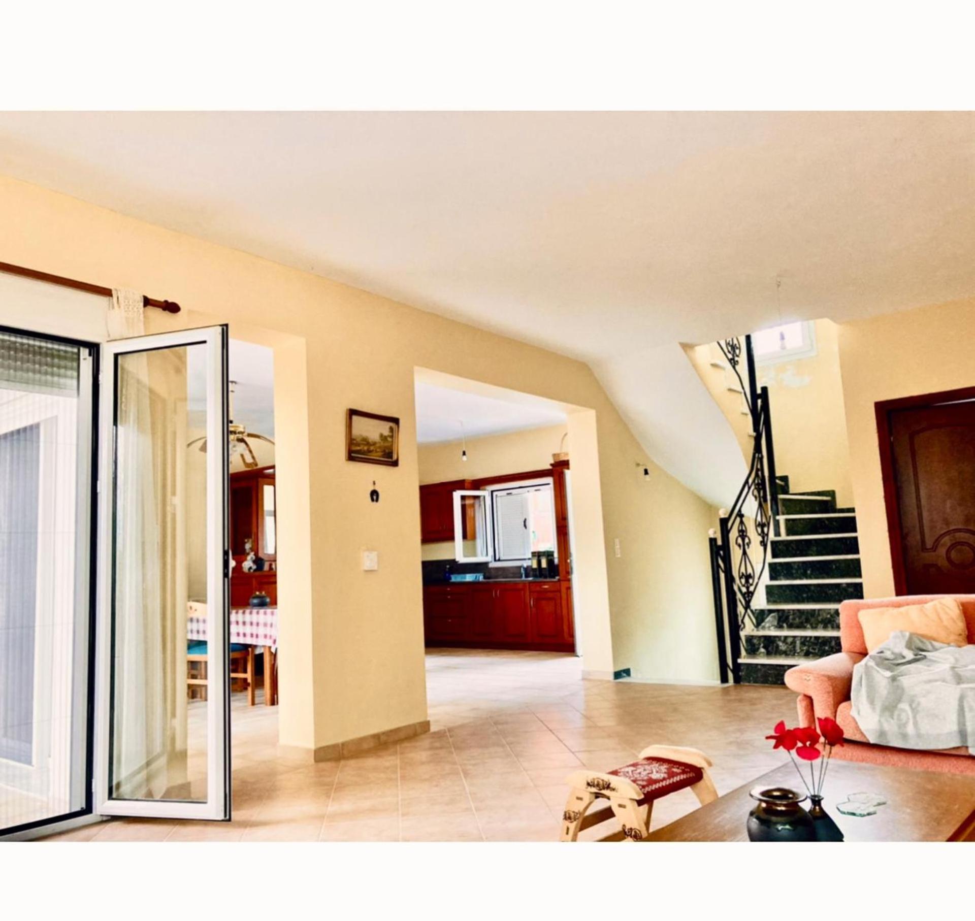 Lefkada - 3 Bed House St Nikolaos Vonitsa Greece view 3